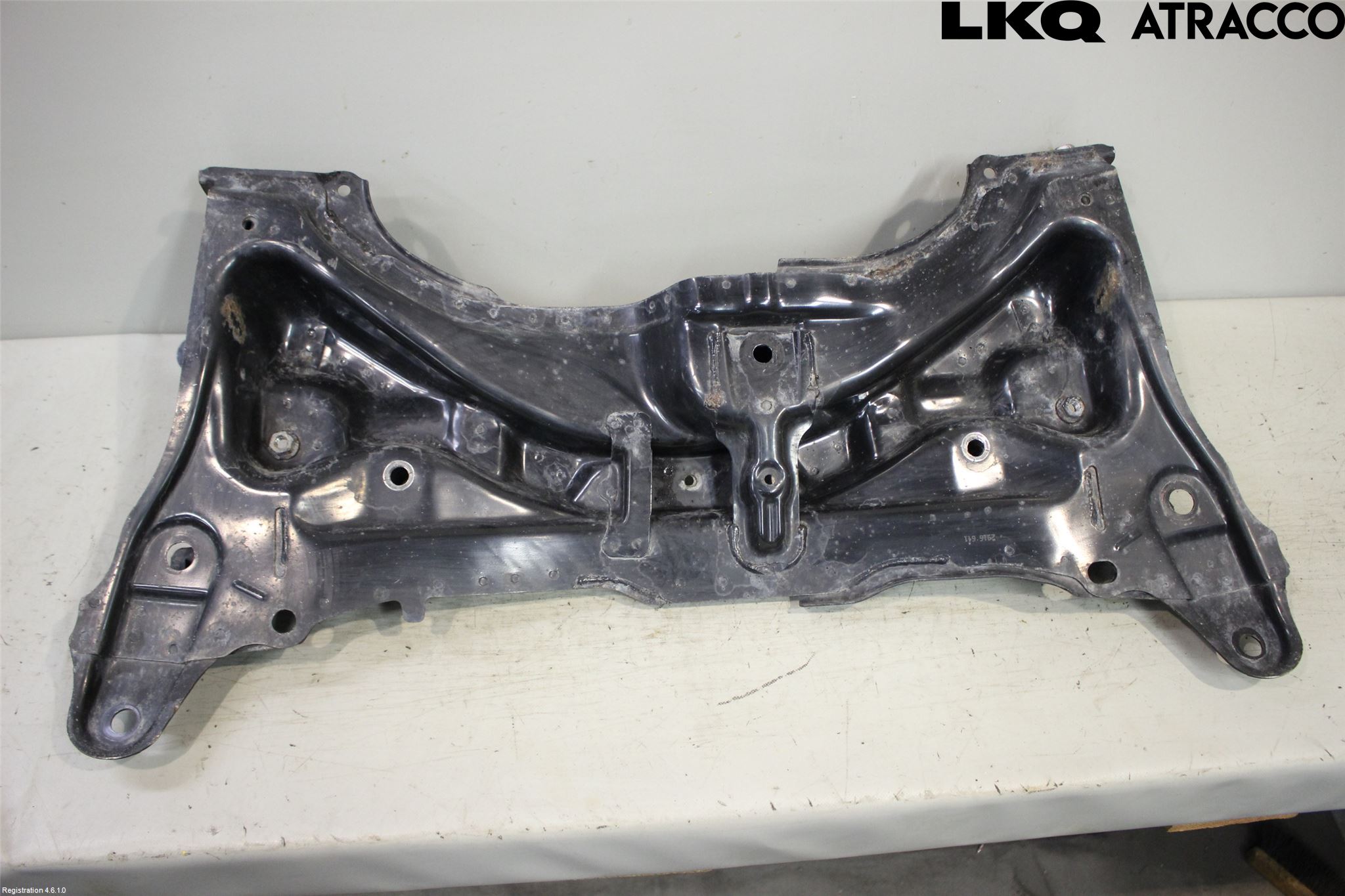 Toyota YARIS XP130 15-20 Framvagnsbalk