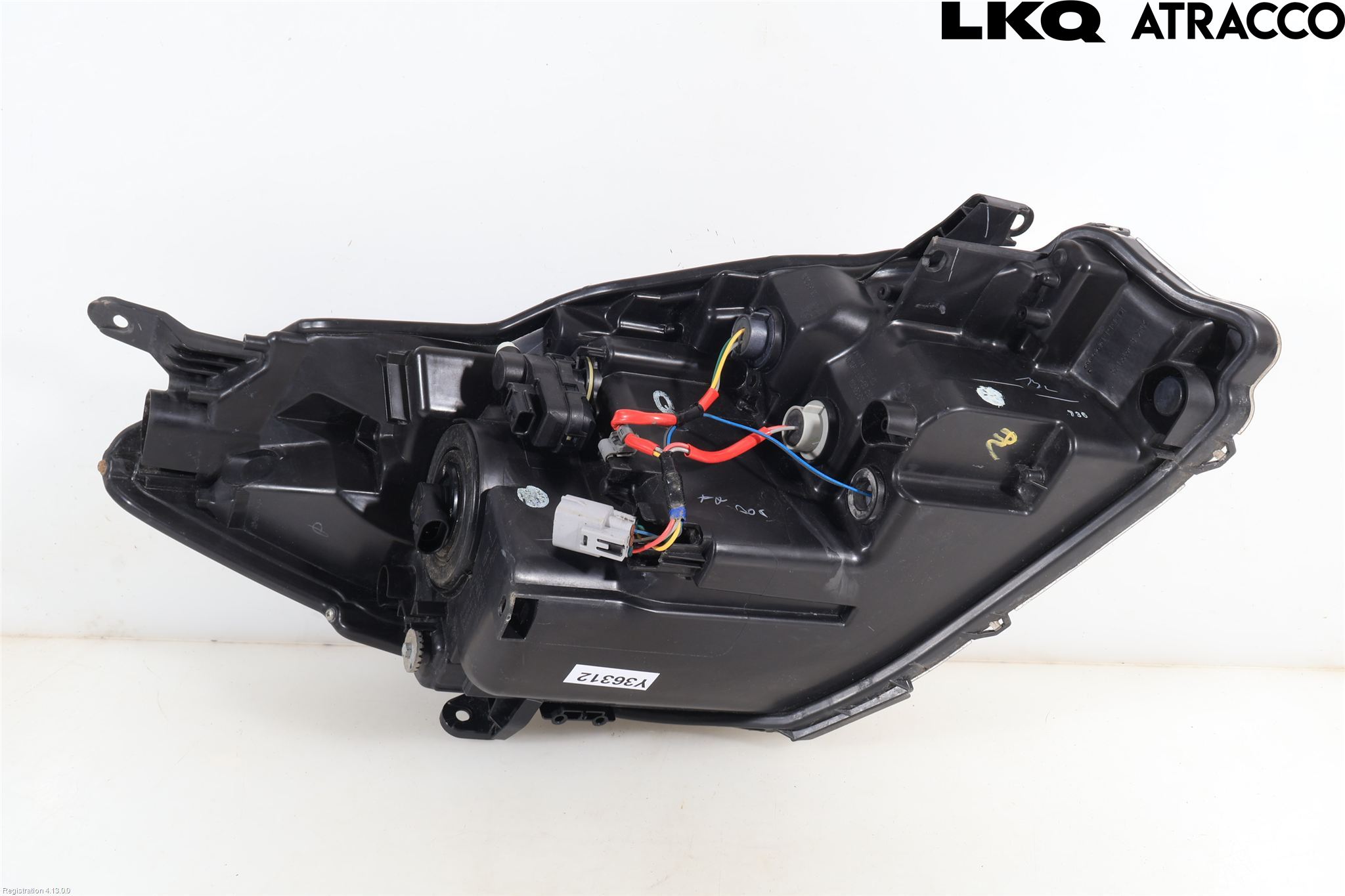 Toyota YARIS XP130 15-20 Strålkastare Vänster