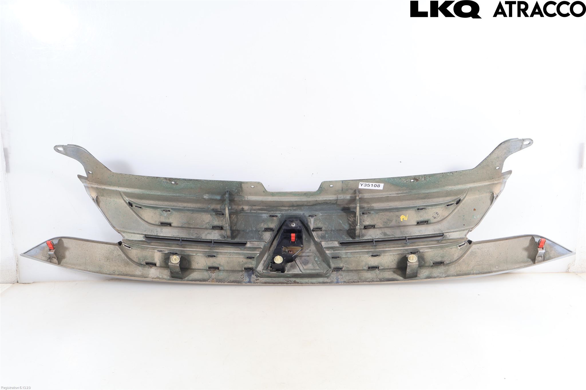 Mitsubishi OUTLANDER 13-21 Grill Komp