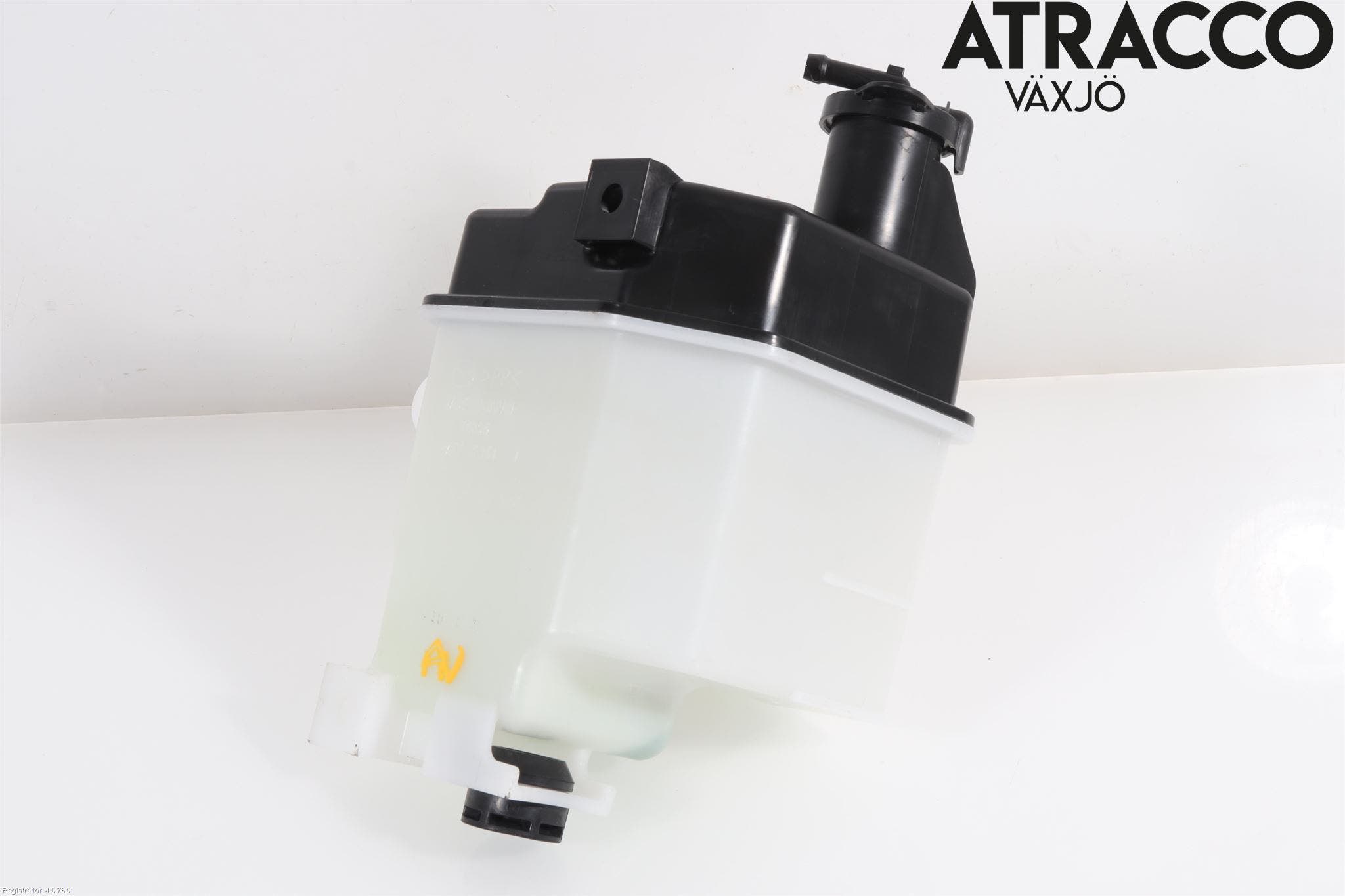 Mazda CX-30 20- Expansionstank