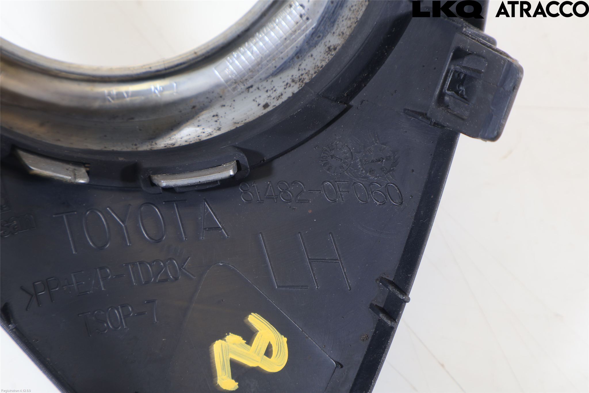 Toyota VERSO 09-18 Dimljussarg Fram