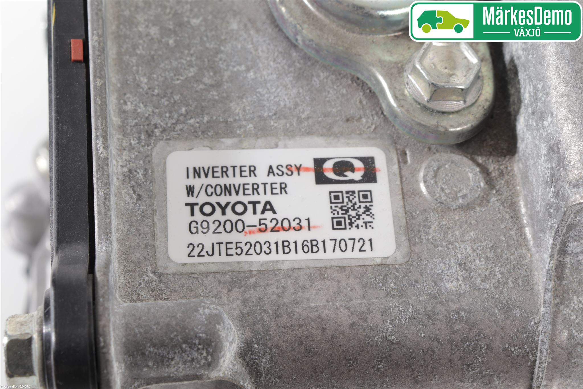 Toyota YARIS XP130 15-20 Hybridconverter