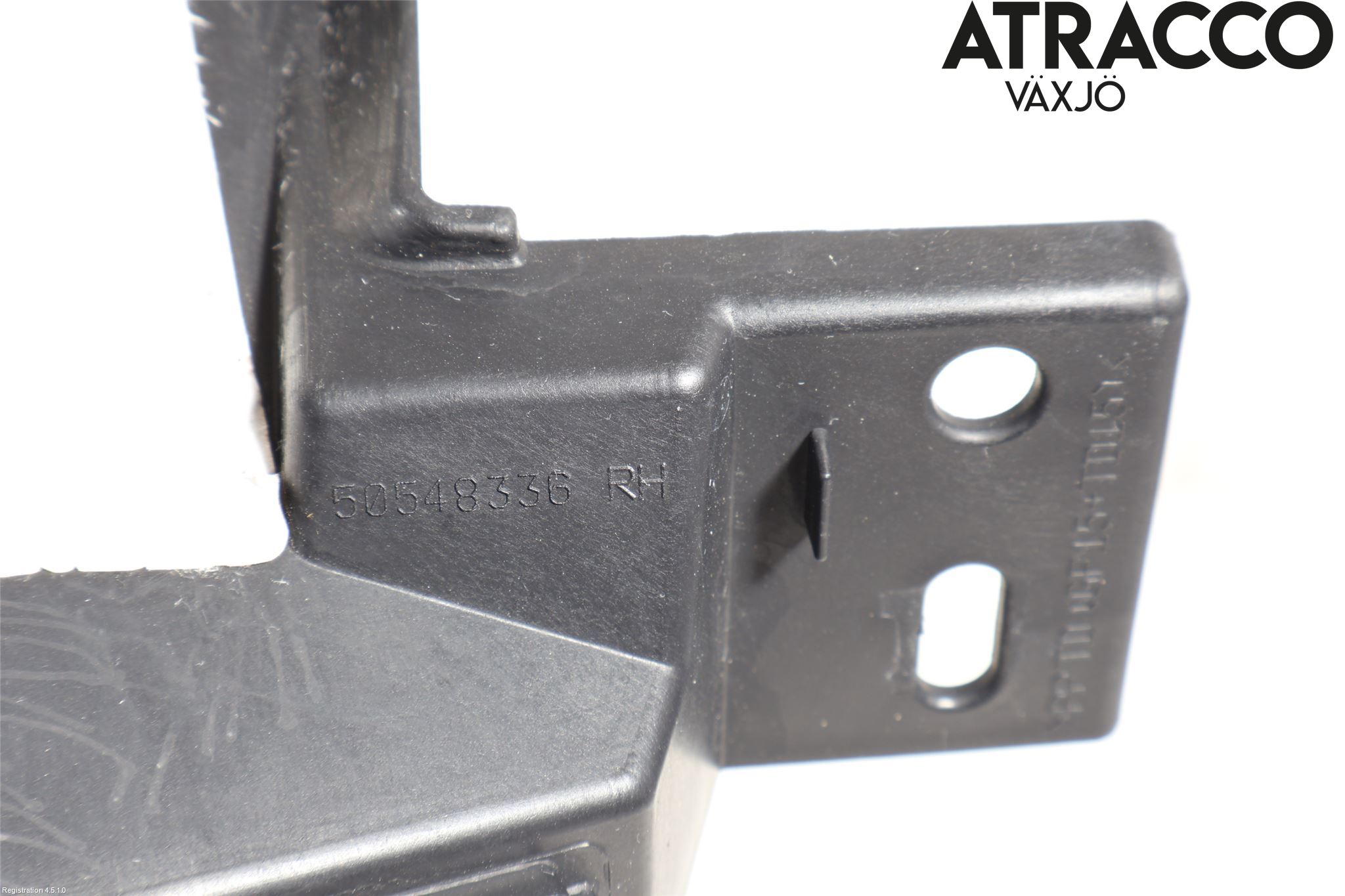 Alfa GIULIA Stötfångarfäste Bak Hö