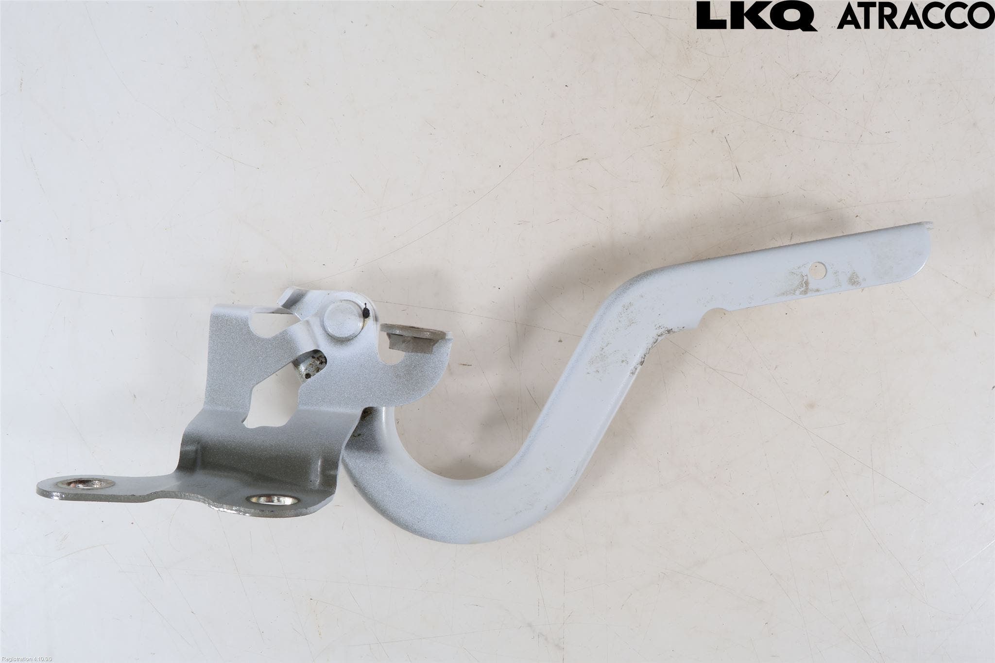 Toyota YARIS XP130 12-14 Huvgångjärn