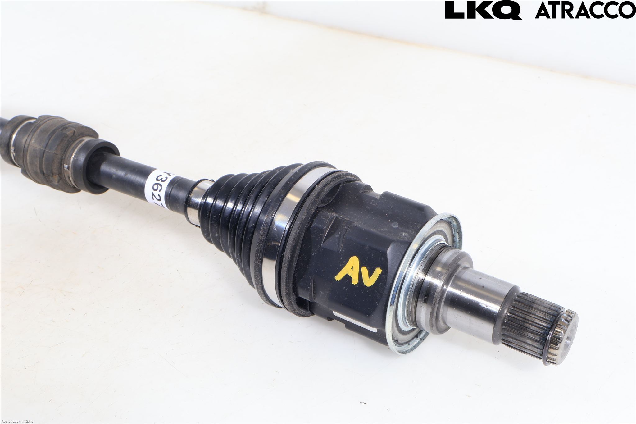 Lexus LBX 24- Drivaxel Fram Vänster