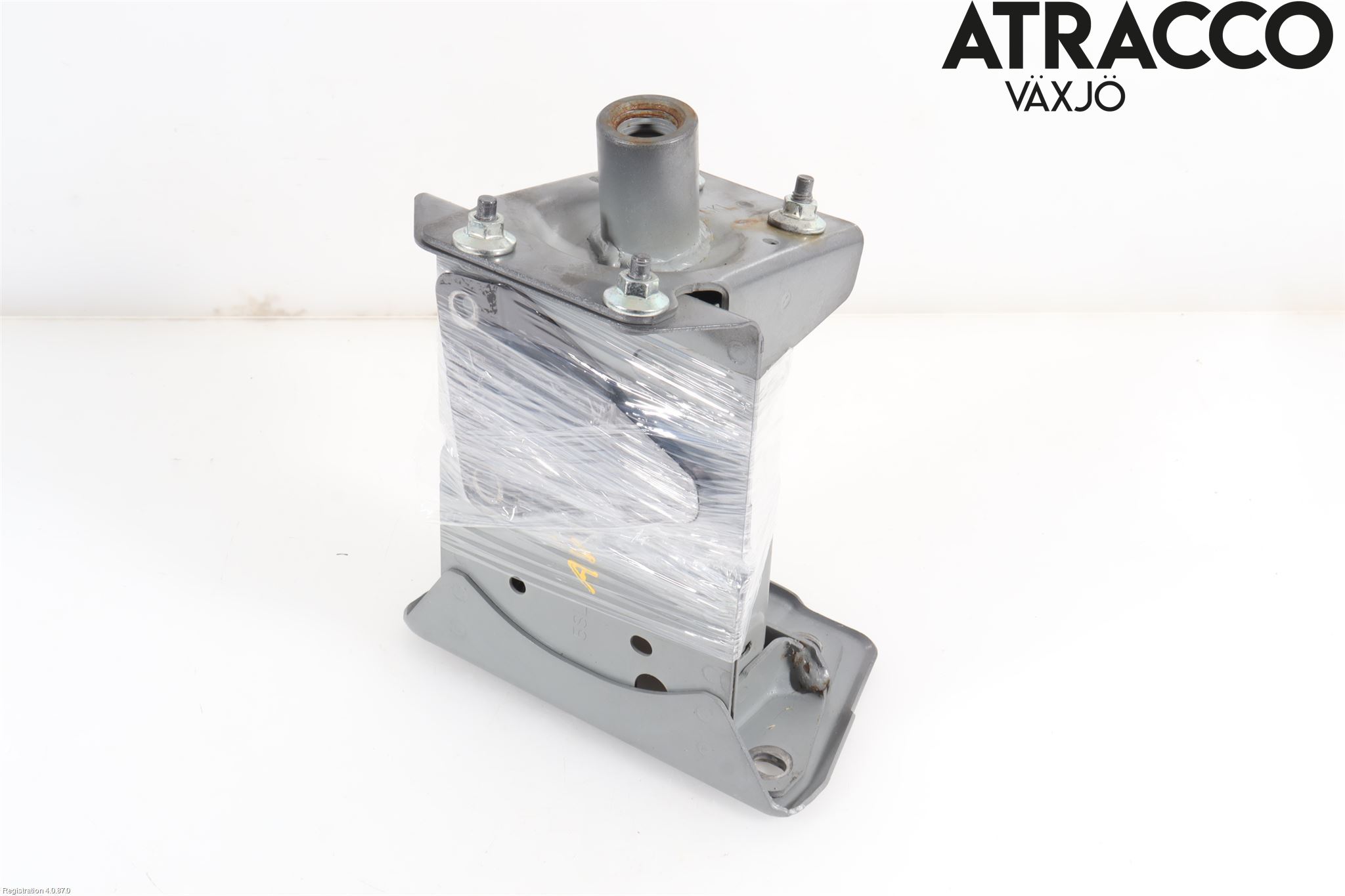 Nissan LEAF 18- Stötfångarbärjärn Fram