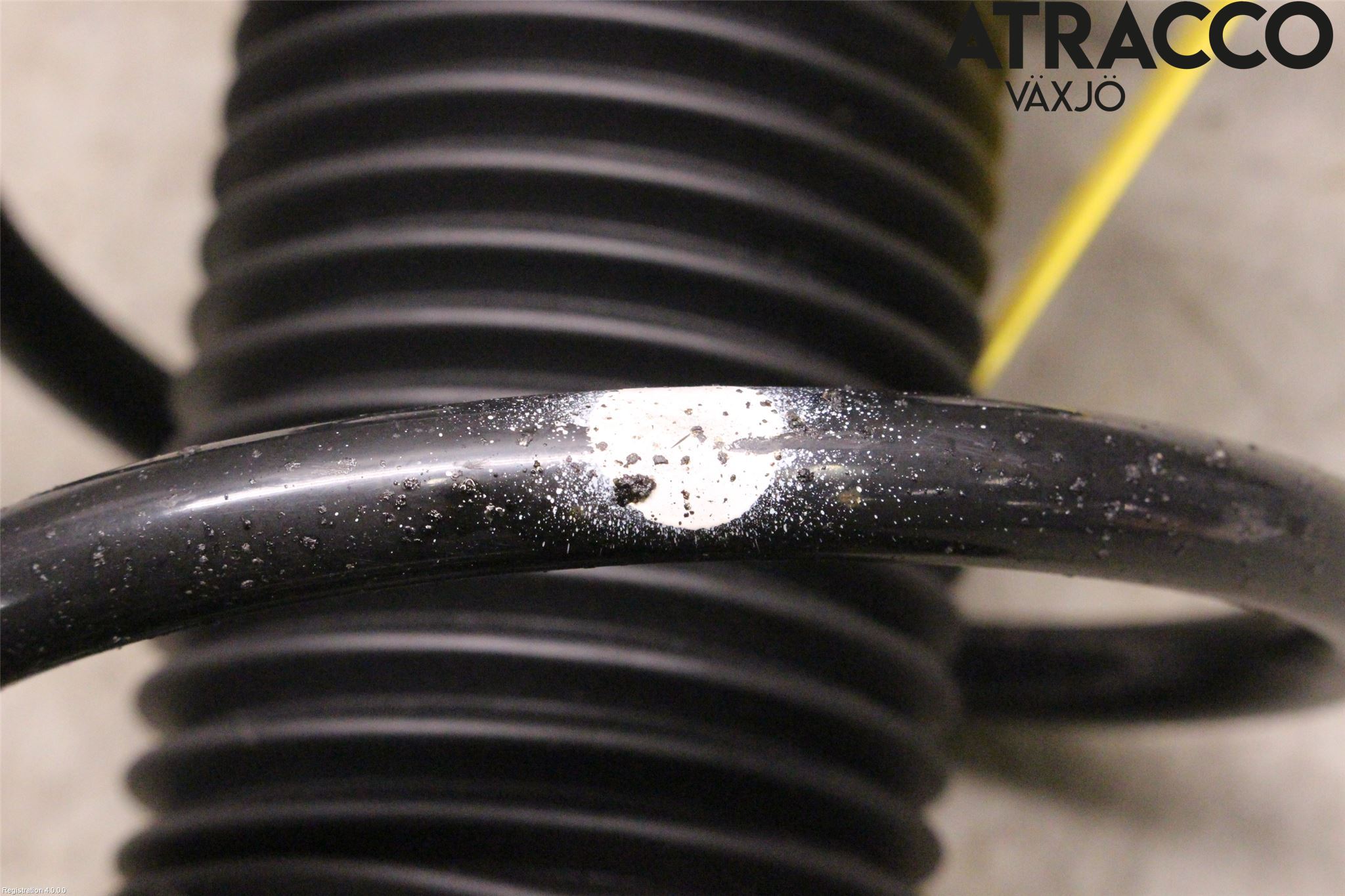 Suzuki SWIFT 11-16 Fjäderben Fram Vänster