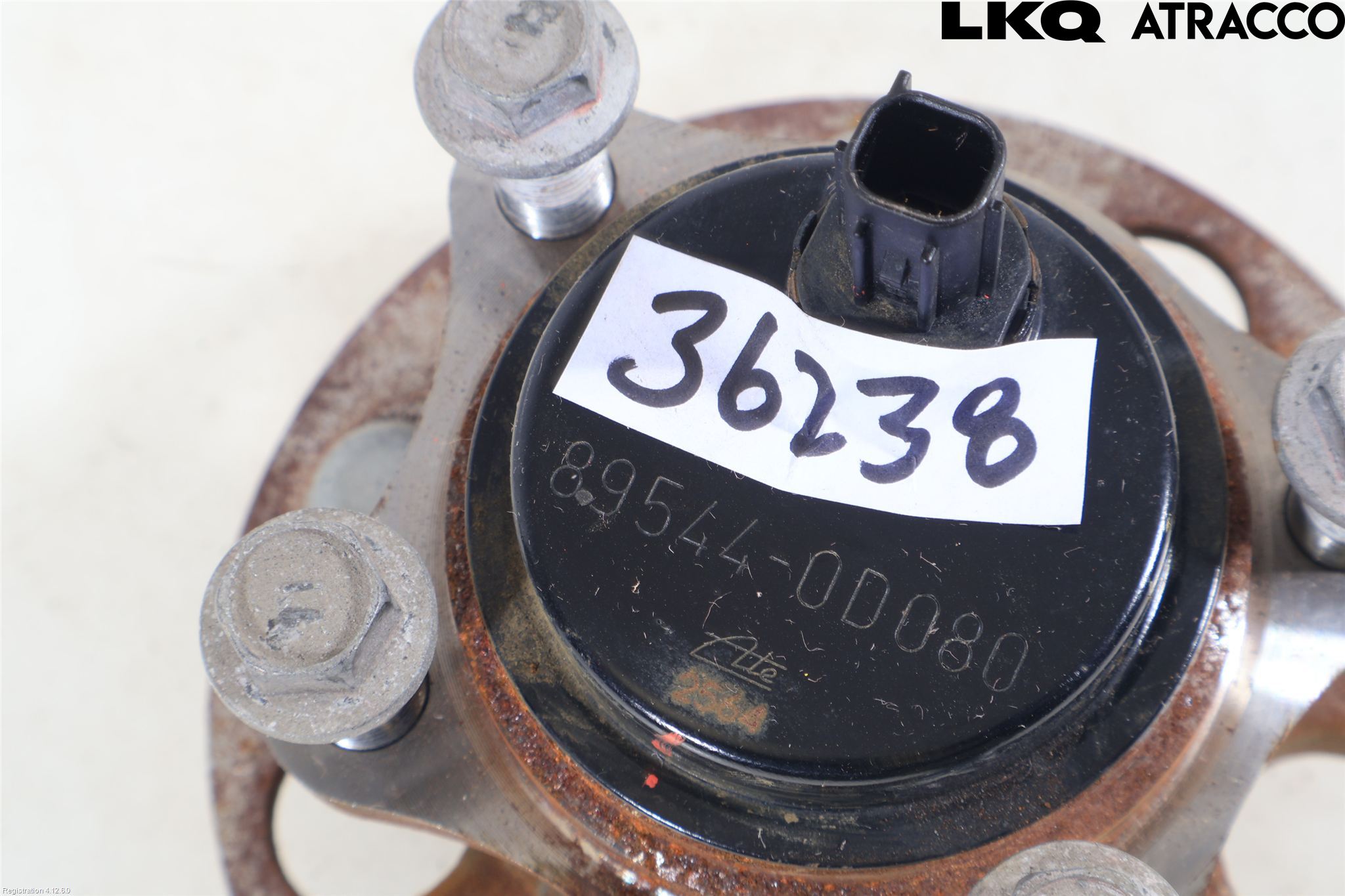 Toyota C-HR 24- Nav Bak