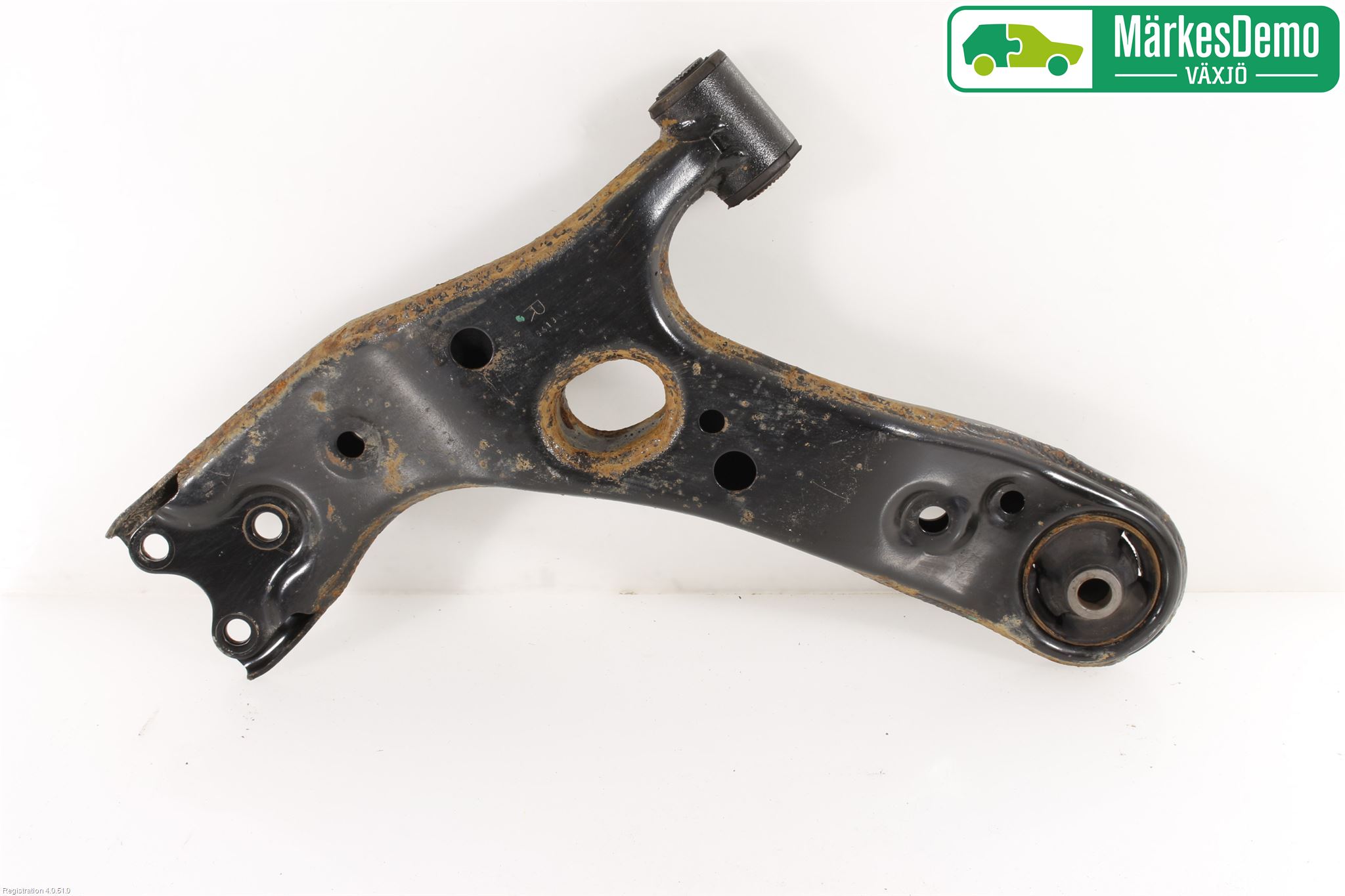 Toyota AURIS 13-19 Bärarm Fram Undre Hö
