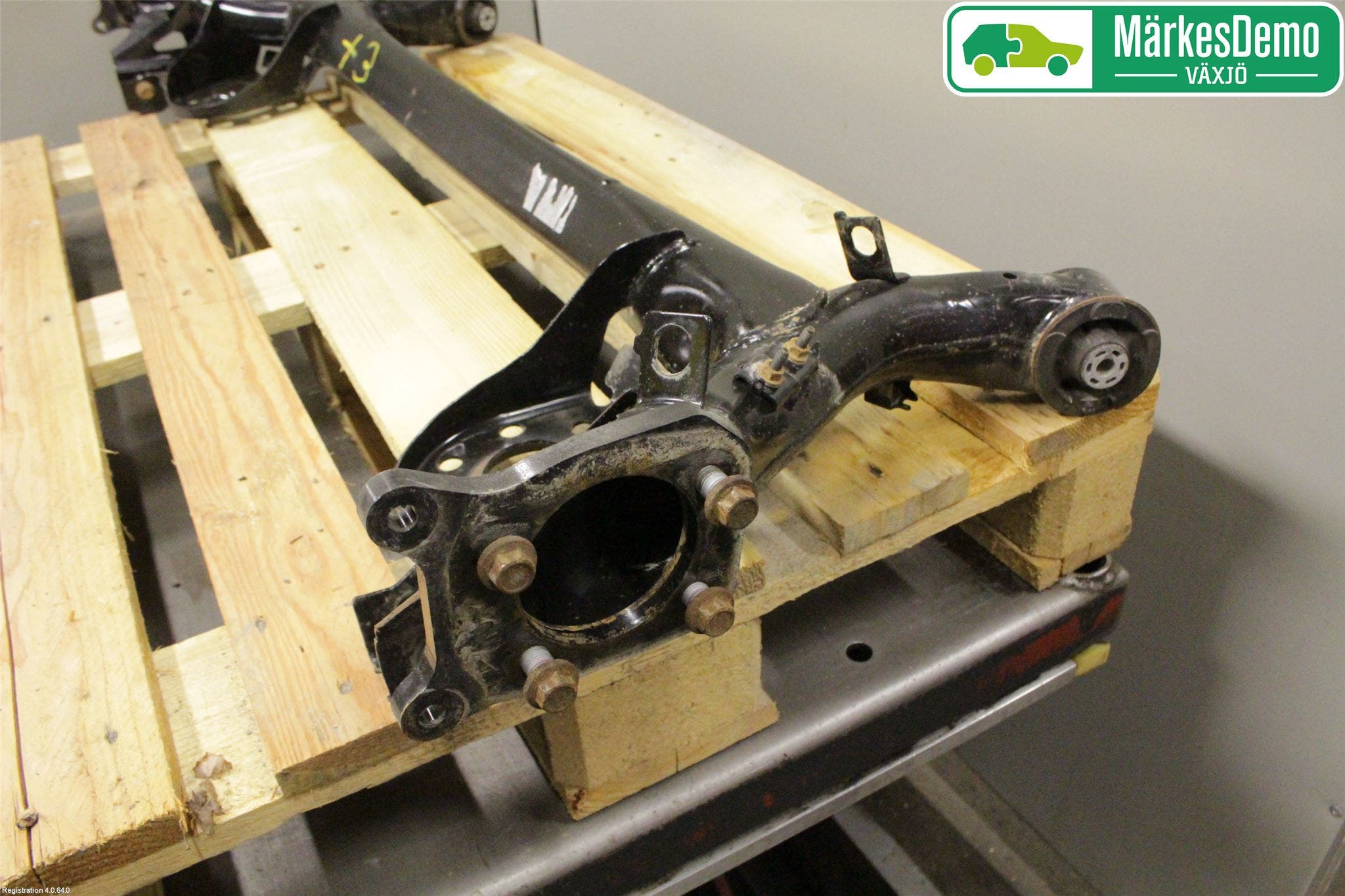 Toyota YARIS XP130 15-20 Bakaxelbalk