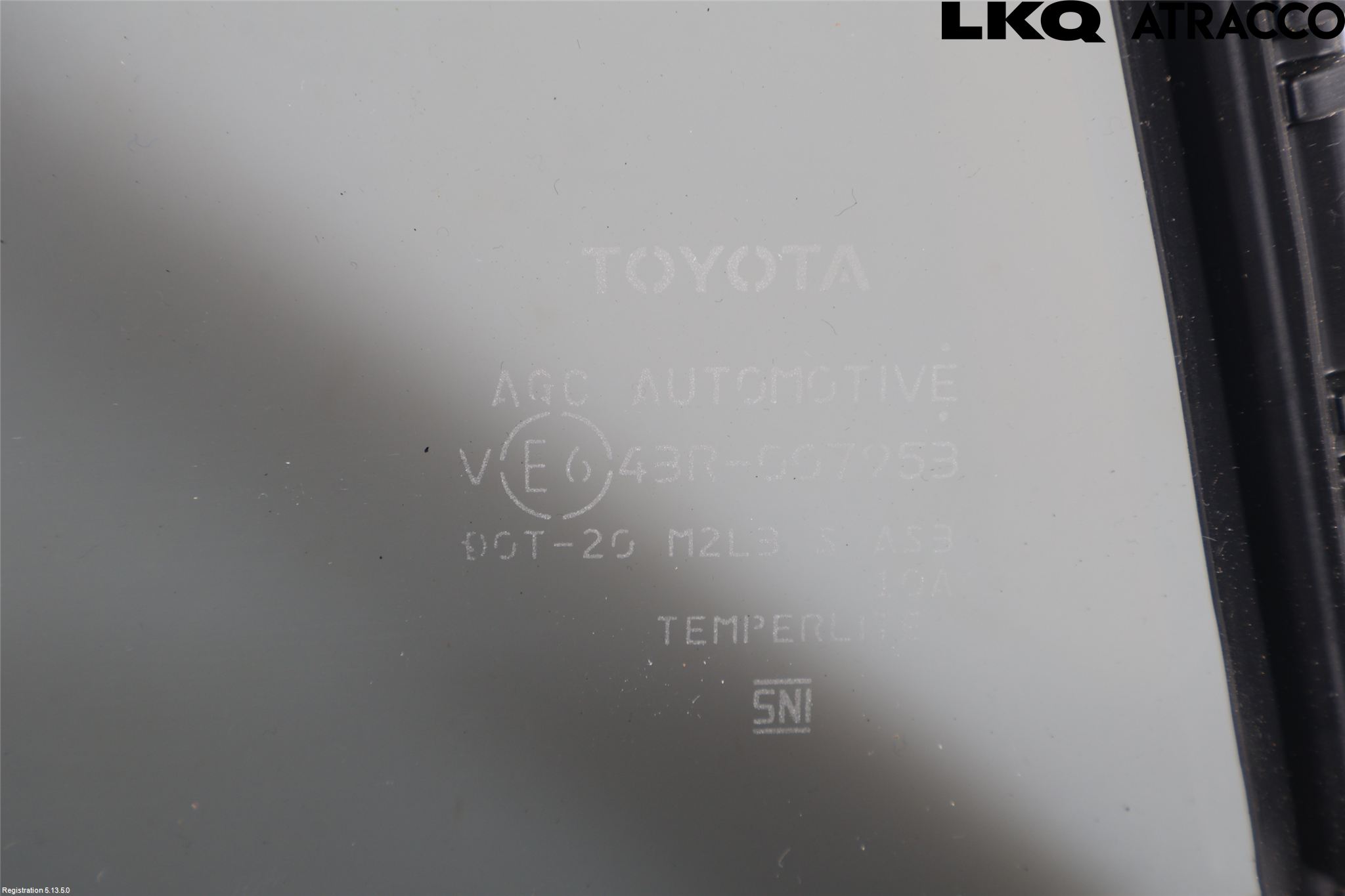 Toyota RAV4 19- Dörruta Bak Lilla Hö