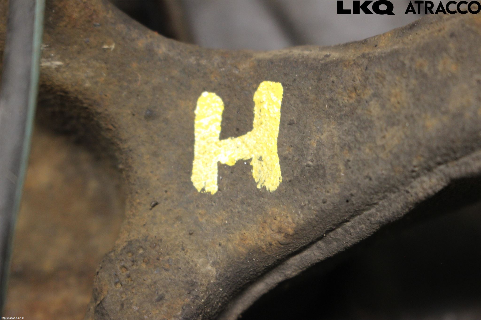 Nissan PULSAR Styrspindel Lagerhus Hö