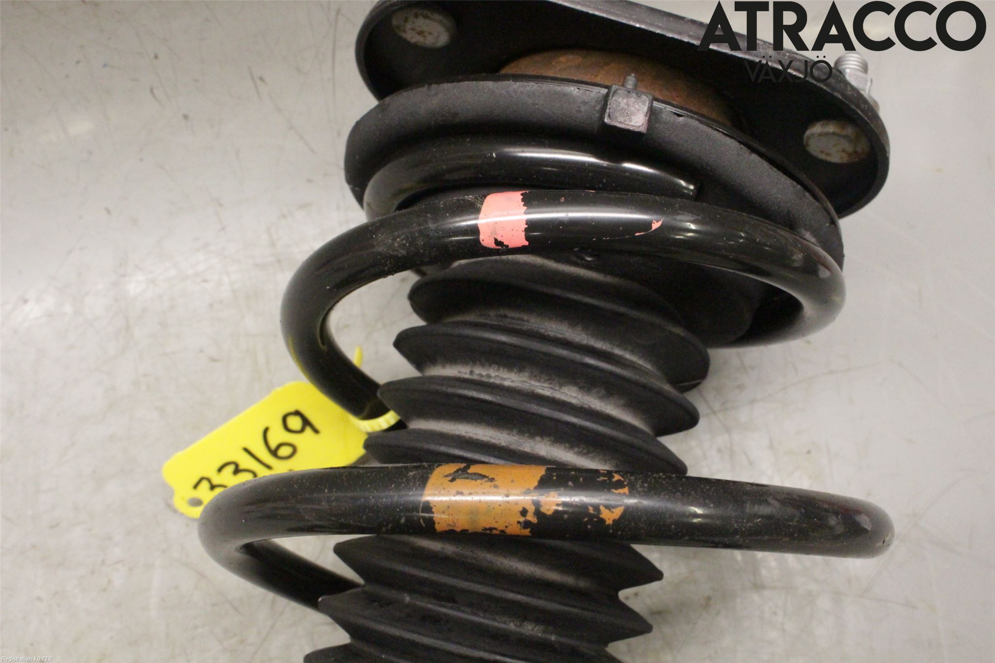 Lexus CT 200h Fjäderben Fram Höger