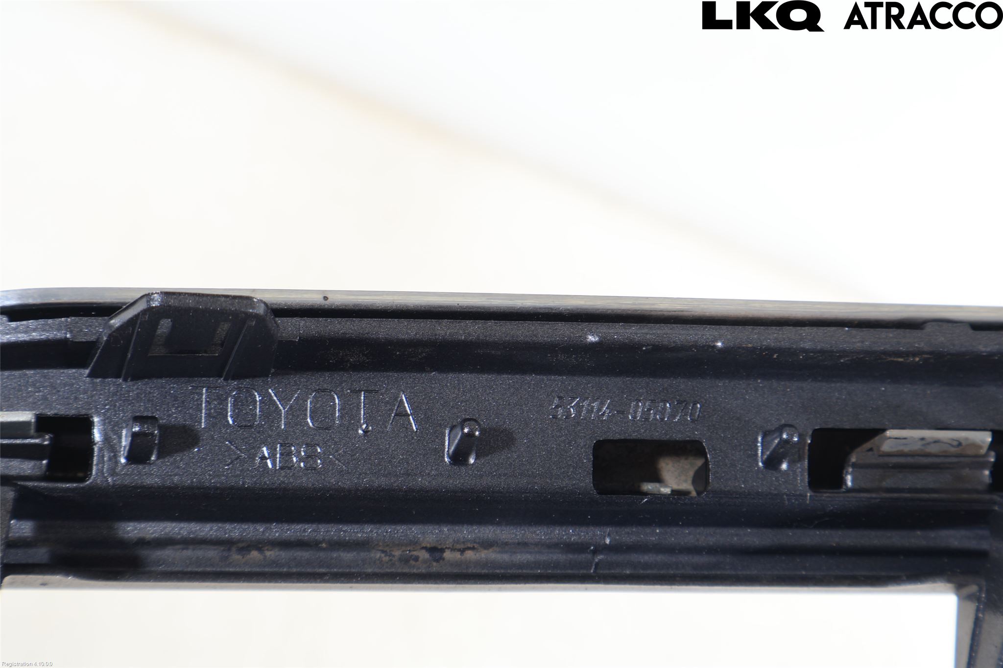 Toyota AVENSIS 07-08 Grill Komp