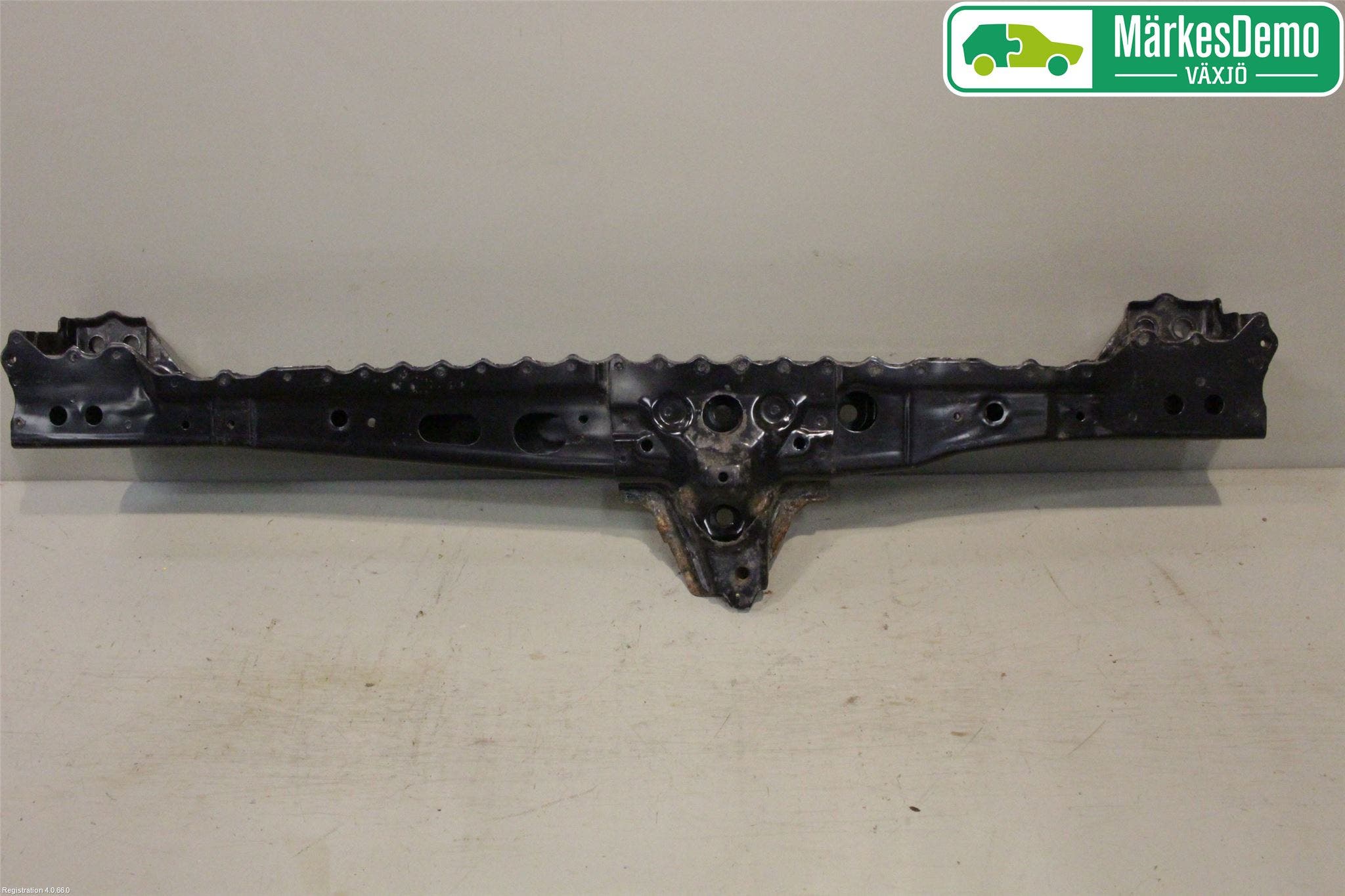 Toyota AVENSIS 09-15 Motorbalk