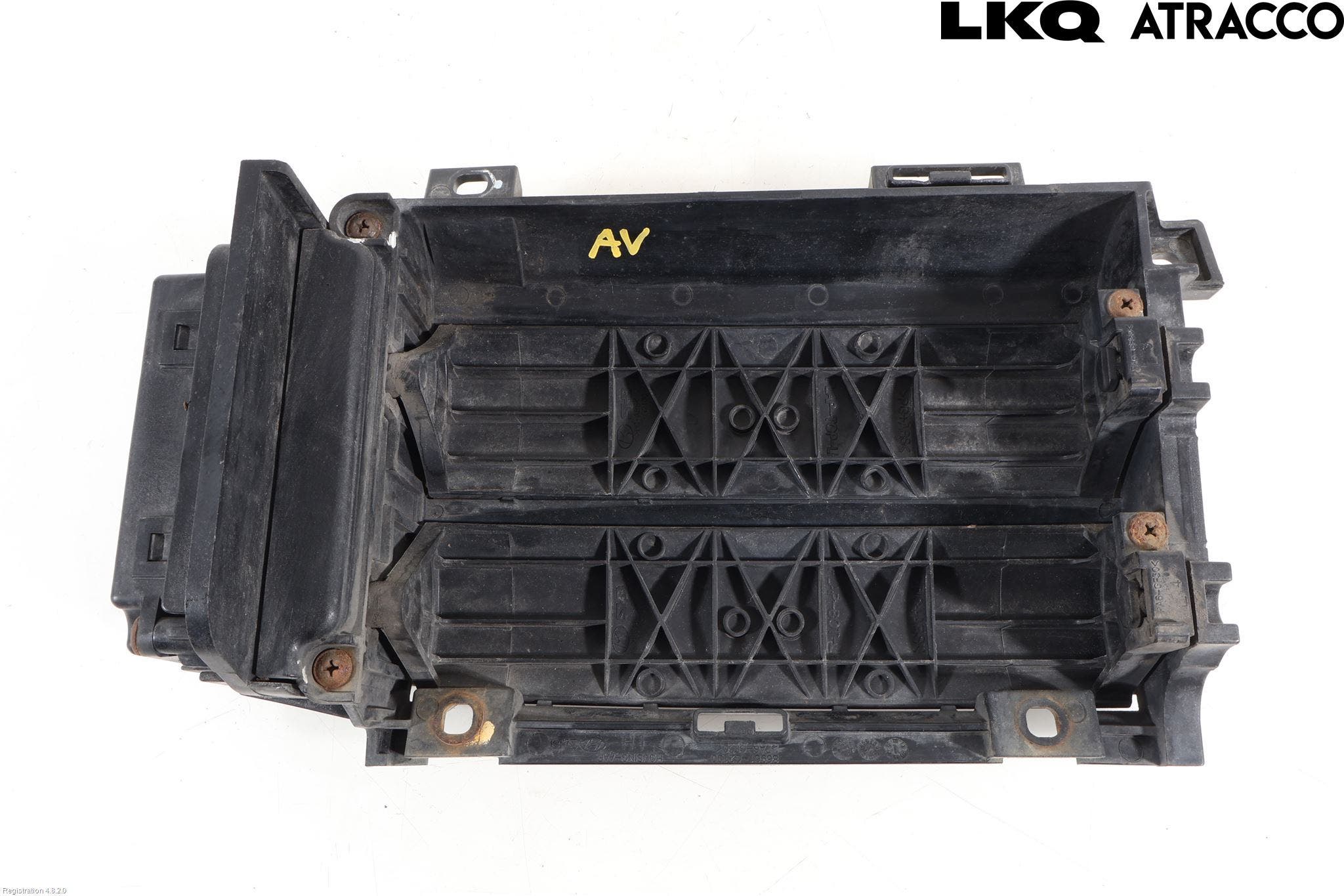 Hyundai IONIQ AE 17-22 Deflektor Plåt-Plast Kylning