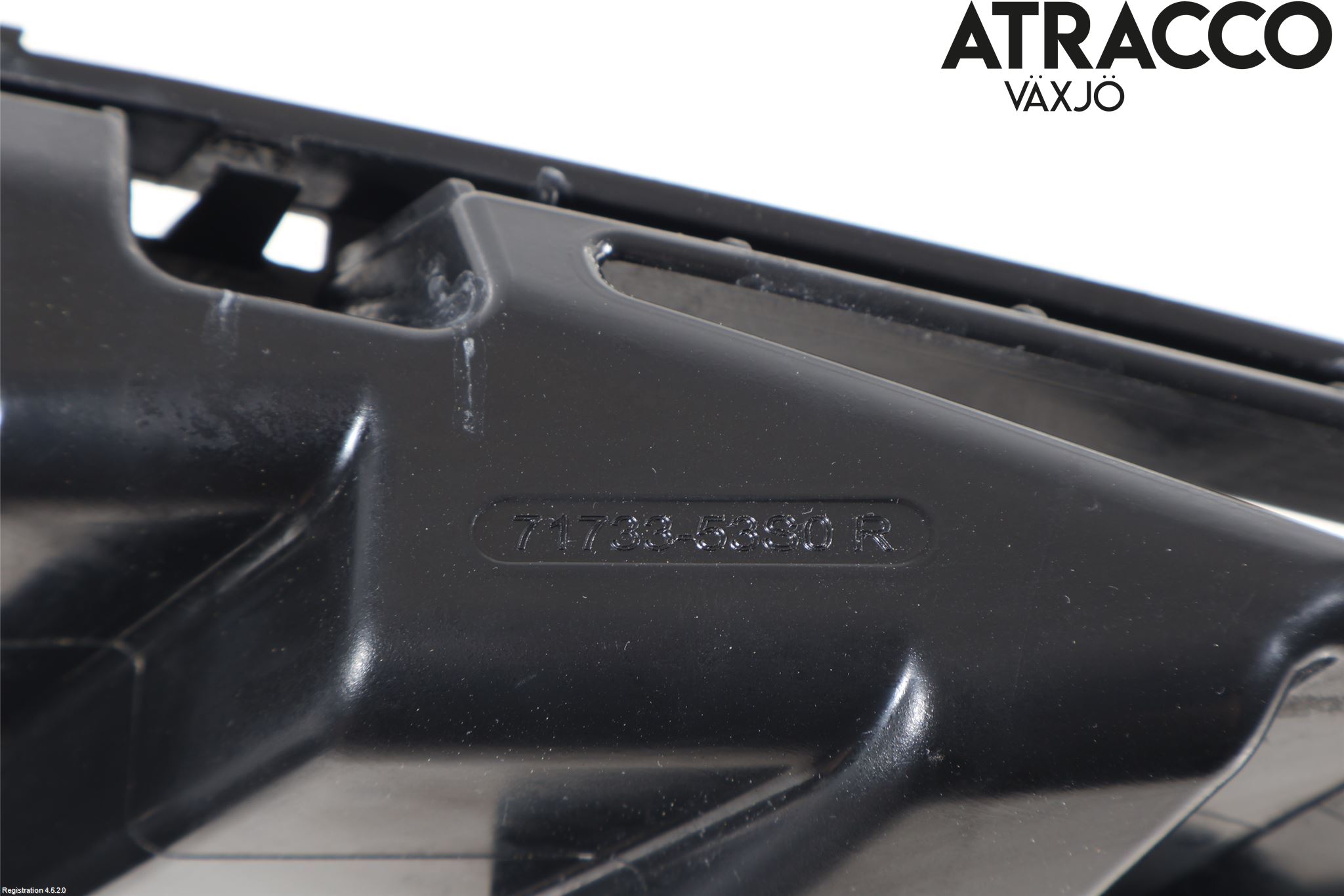 Suzuki VITARA 15- Stötfångarfäste Fram Hö