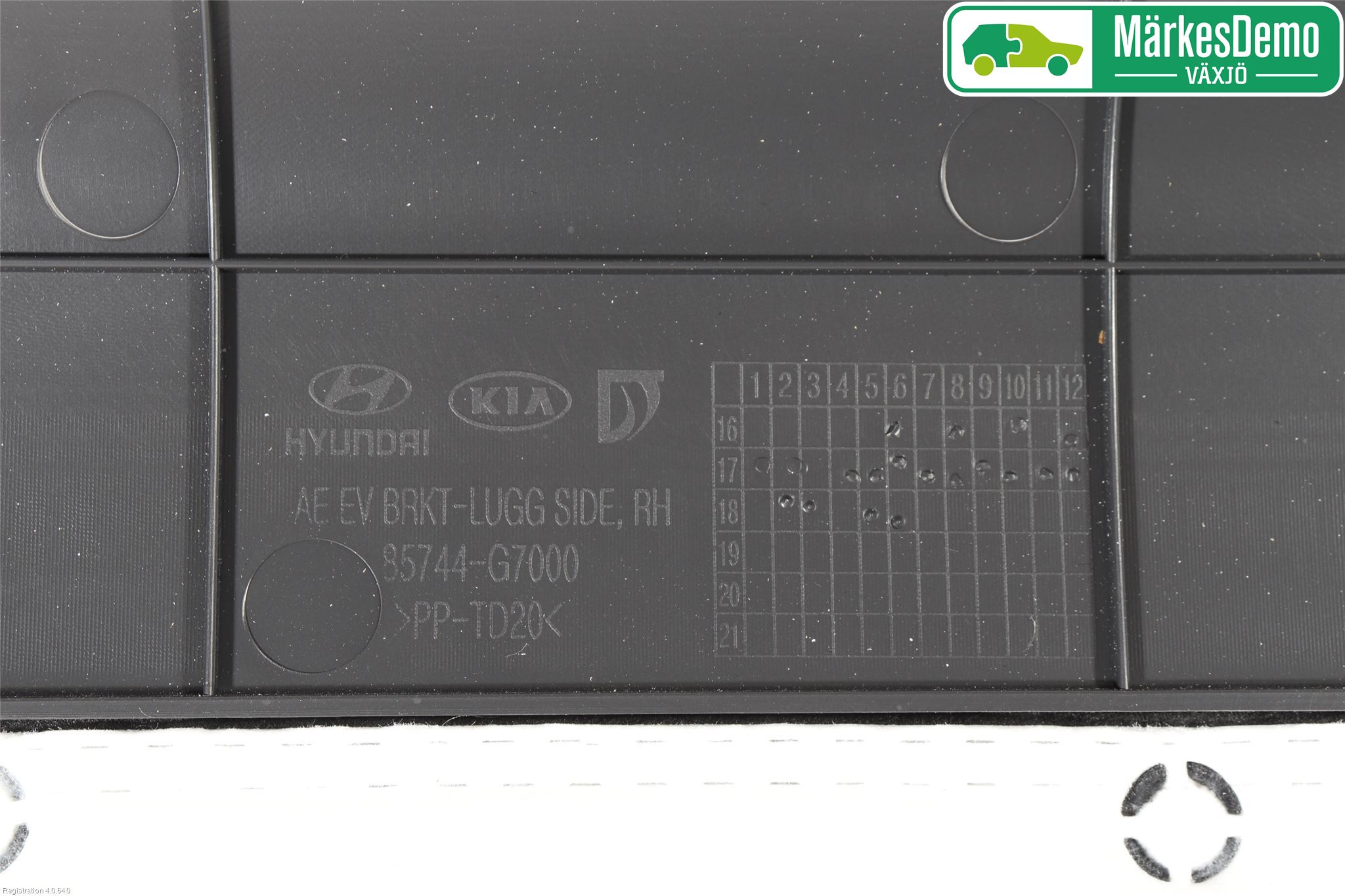 Hyundai IONIQ AE 17-22 Inrbagagerumklädsel-Golv