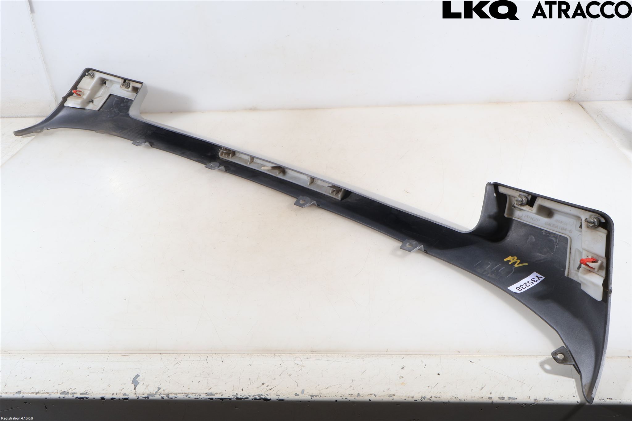 Mitsubishi OUTLANDER 13-21 Stötfångardel Fram Mitt