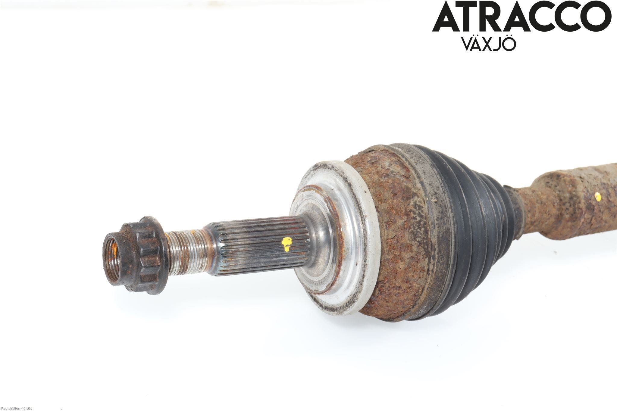 Lexus CT 200h Drivaxel Fram Höger