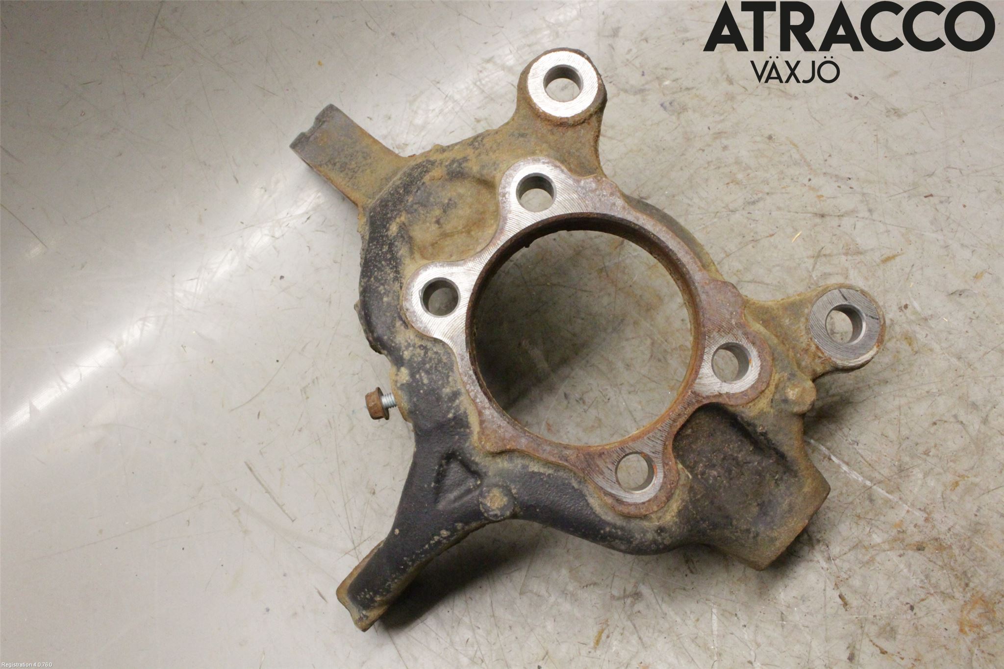 Nissan PULSAR Styrspindel Lagerhus Hö