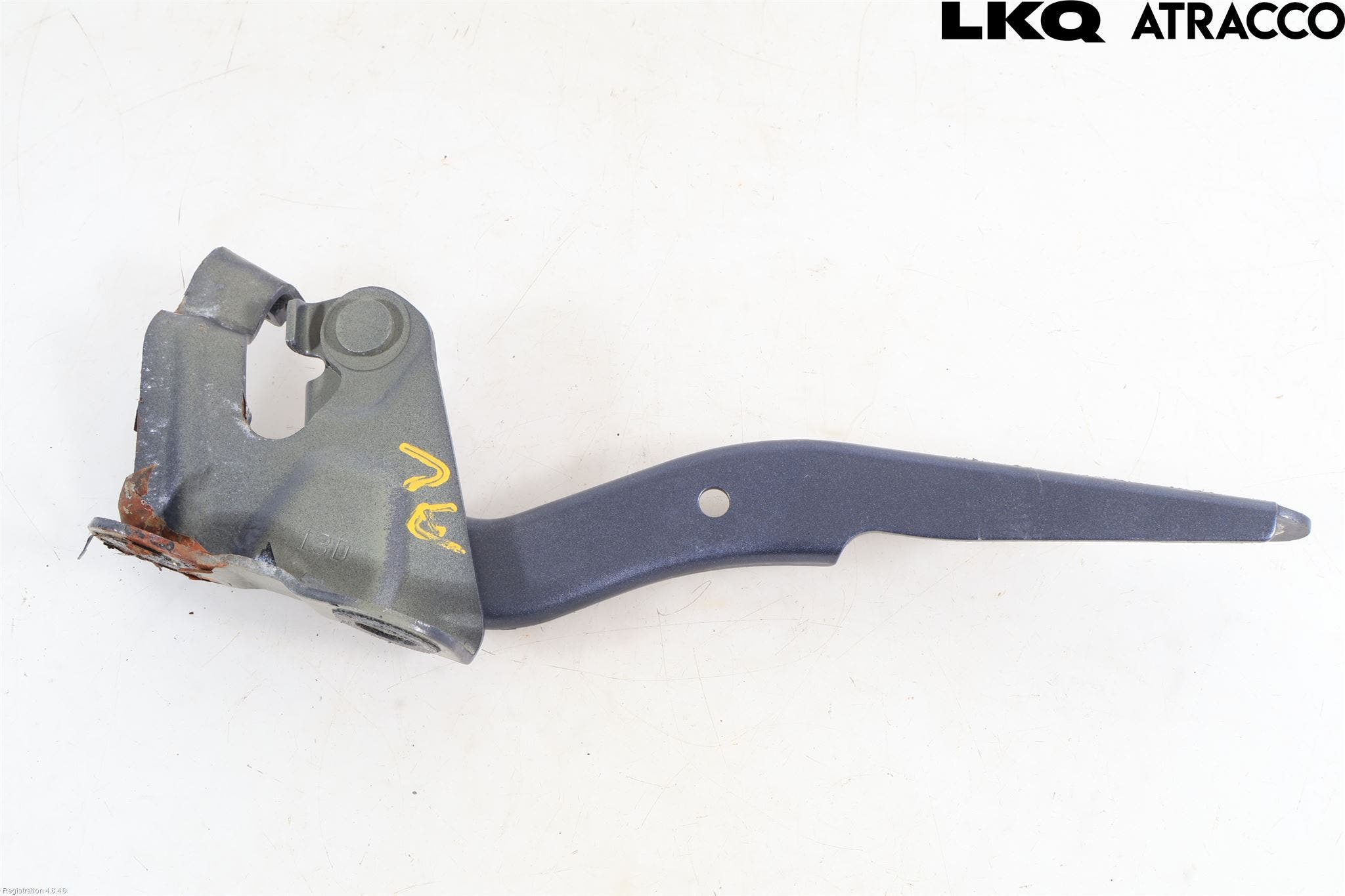 Toyota AVENSIS 09-15 Huvgångjärn