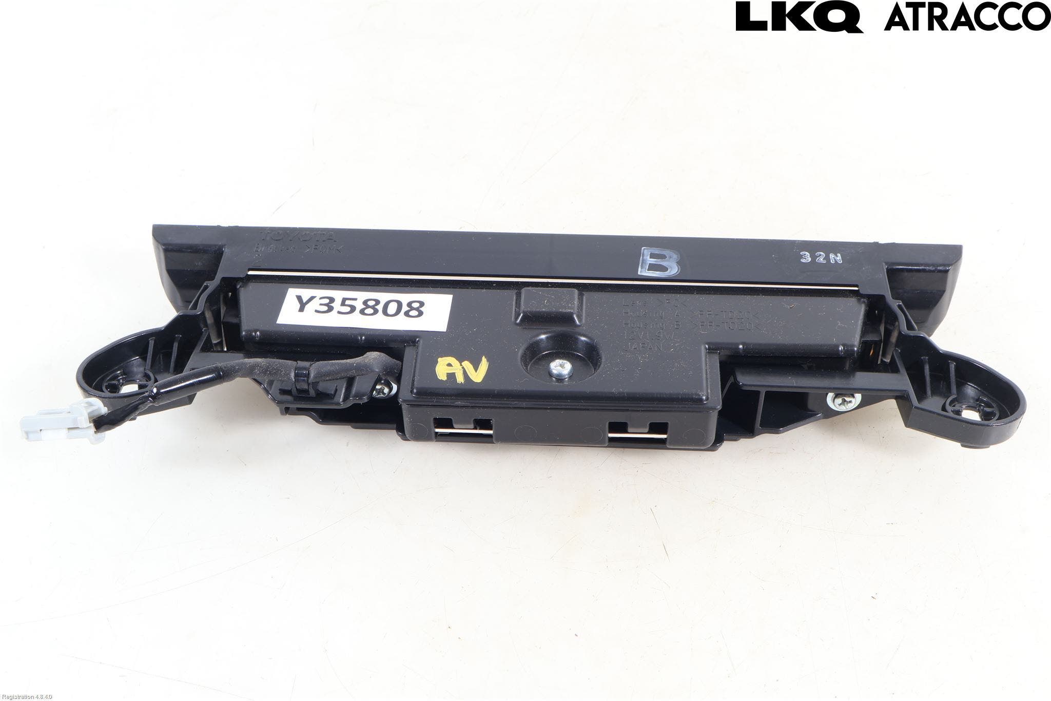 Toyota bZ4X EA10 22- Bromsljus Bakruta