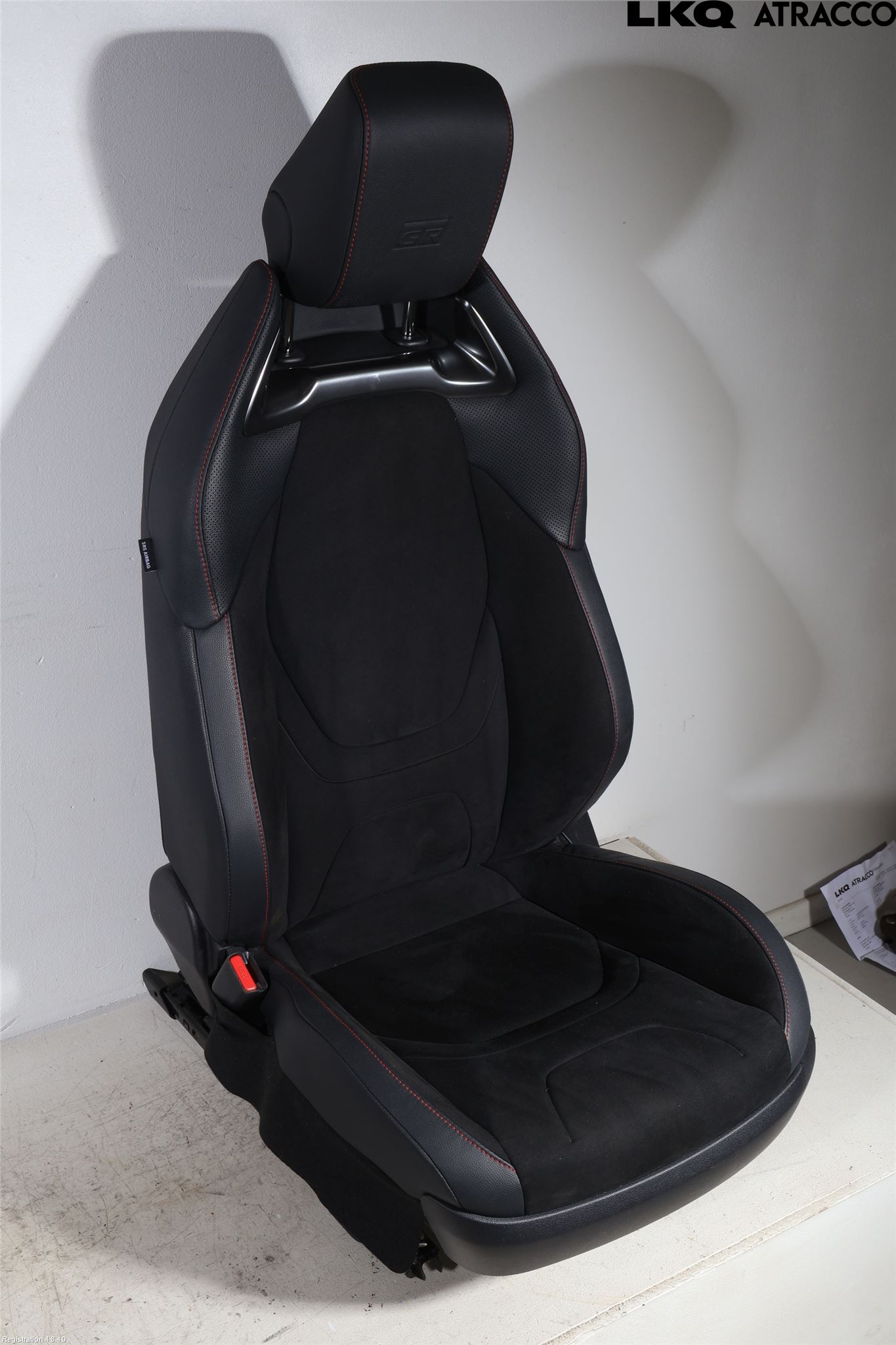 Toyota C-HR 24- Inredning Stol Fram Vä
