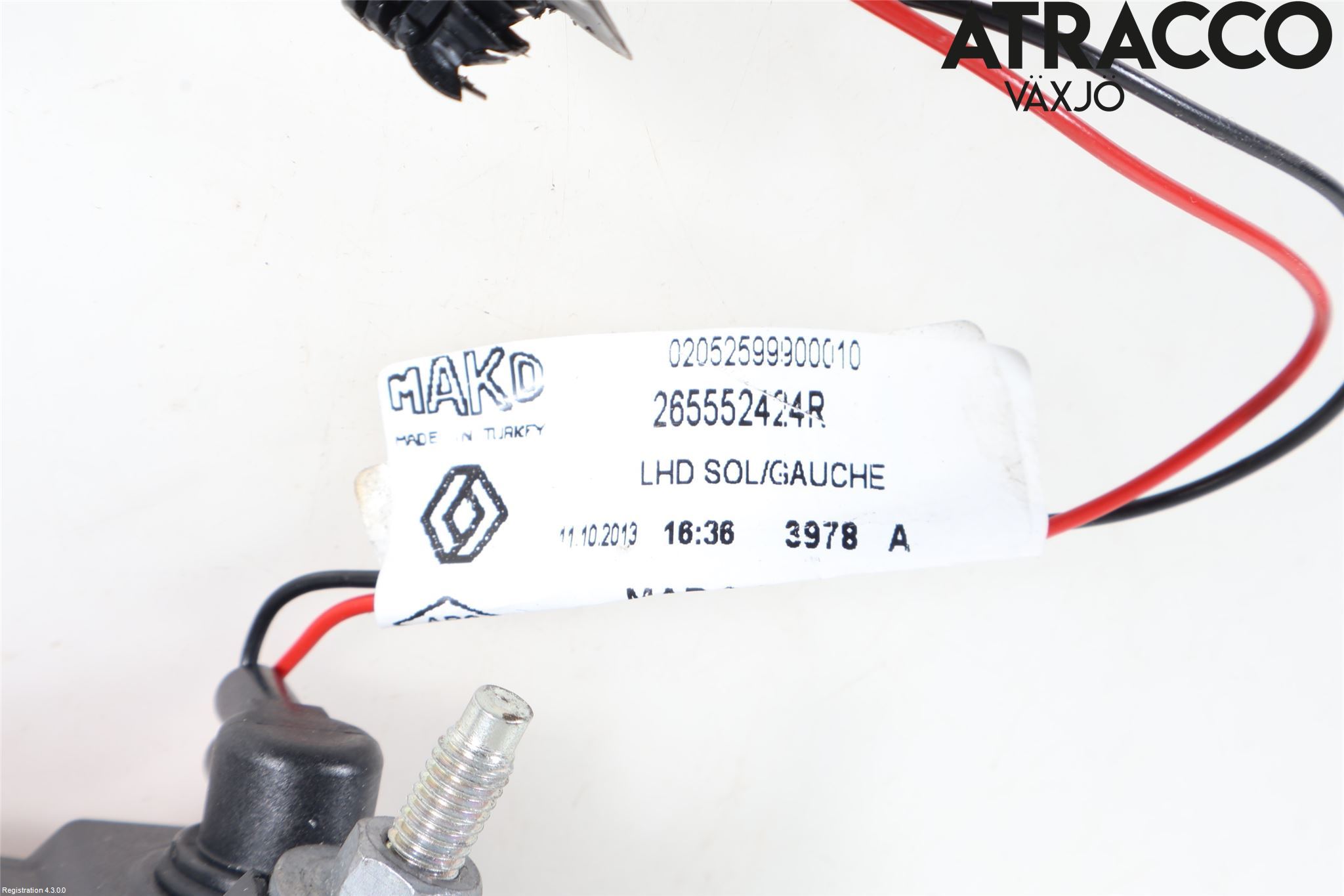 Renault CLIO IV 12-16 Bakljus Lucka Vä