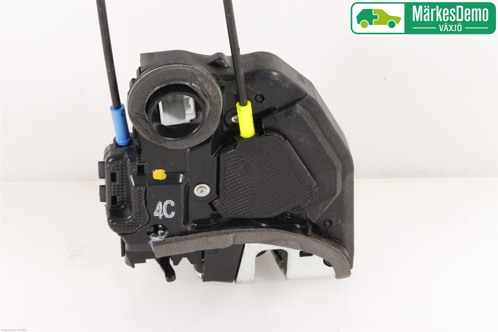 Toyota AURIS 13-19 Låskista-Dörrlås