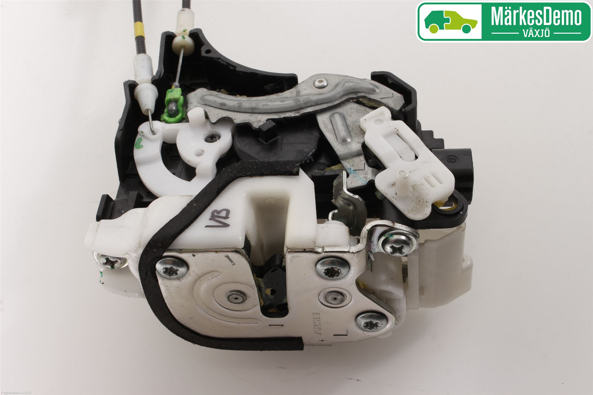 Mitsubishi L200 06-15 Låskista-Dörrlås