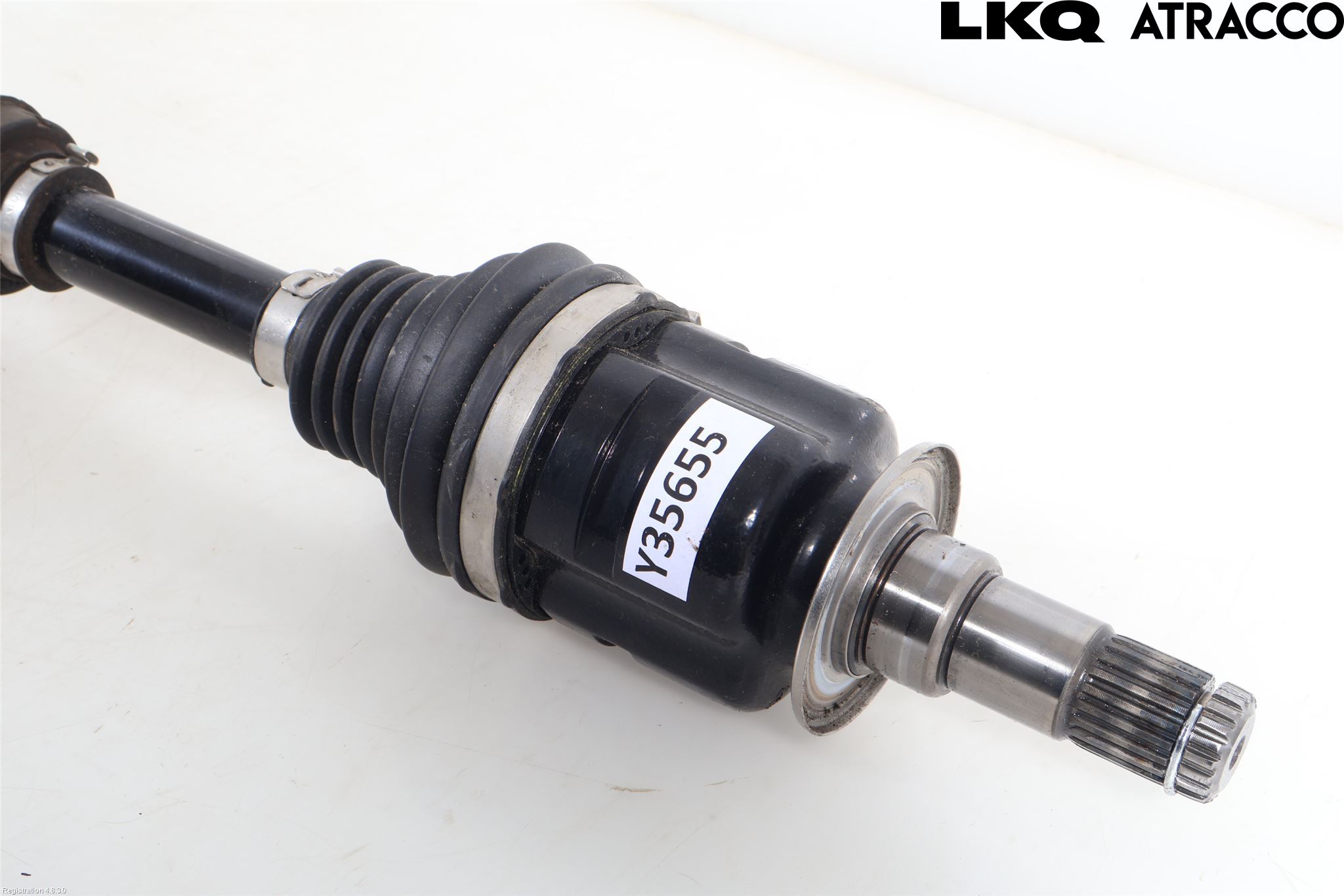 Toyota YARIS CROSS XP21 21- Drivaxel Fram Höger