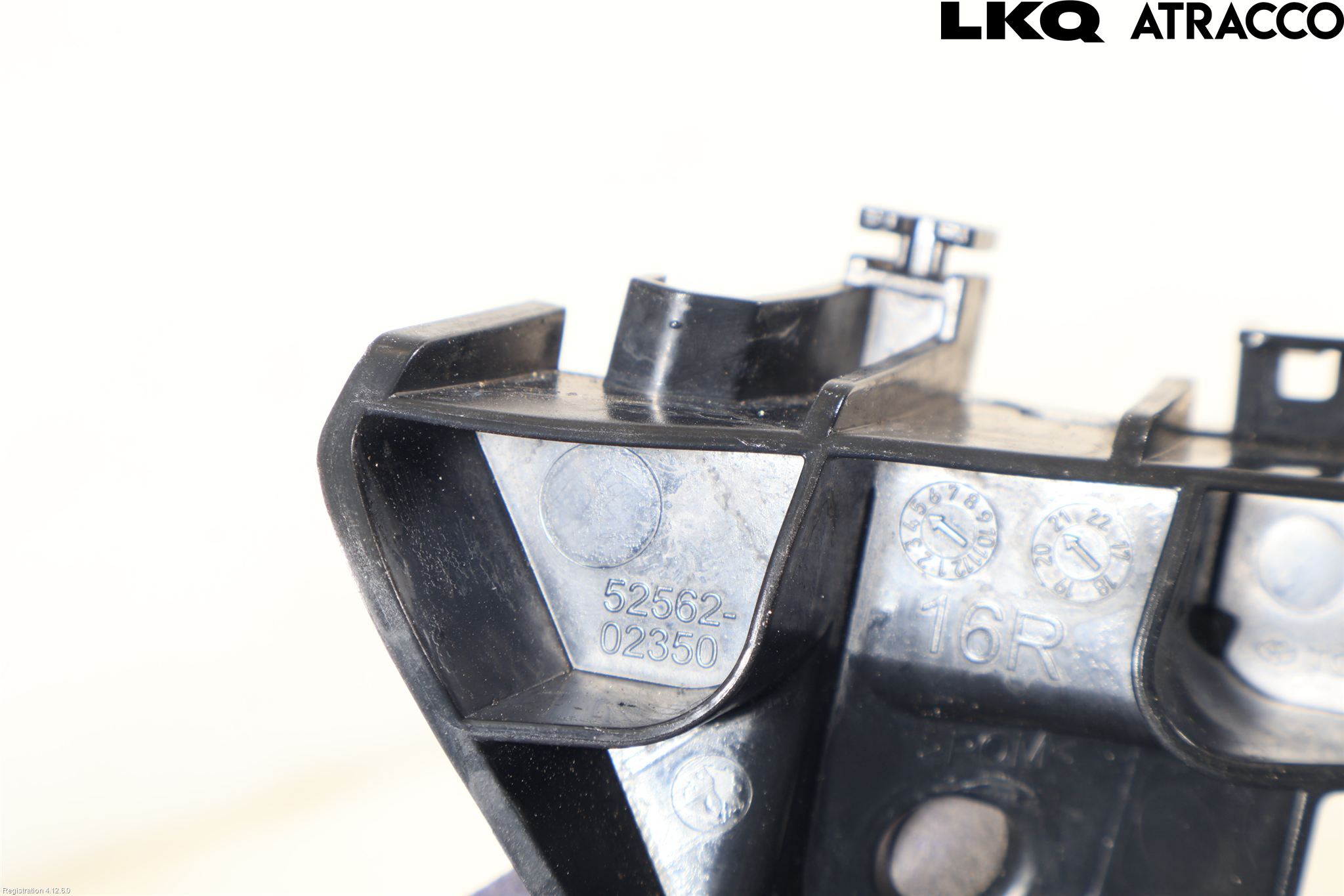 Toyota COROLLA 19- Stötfångarfäste Bak Hö