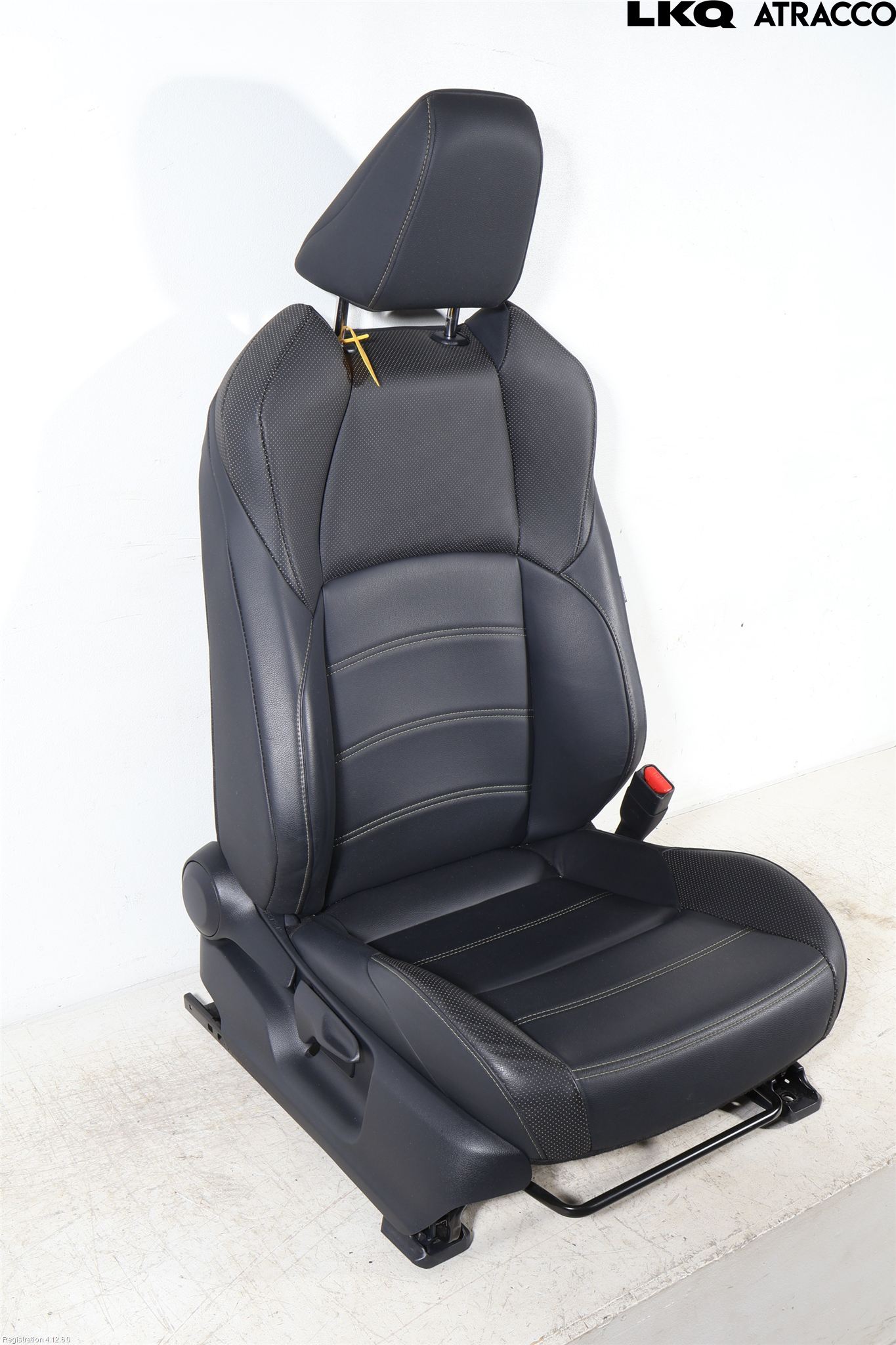 Toyota YARIS CROSS XP21 21- Inredning Stol Fram Hö