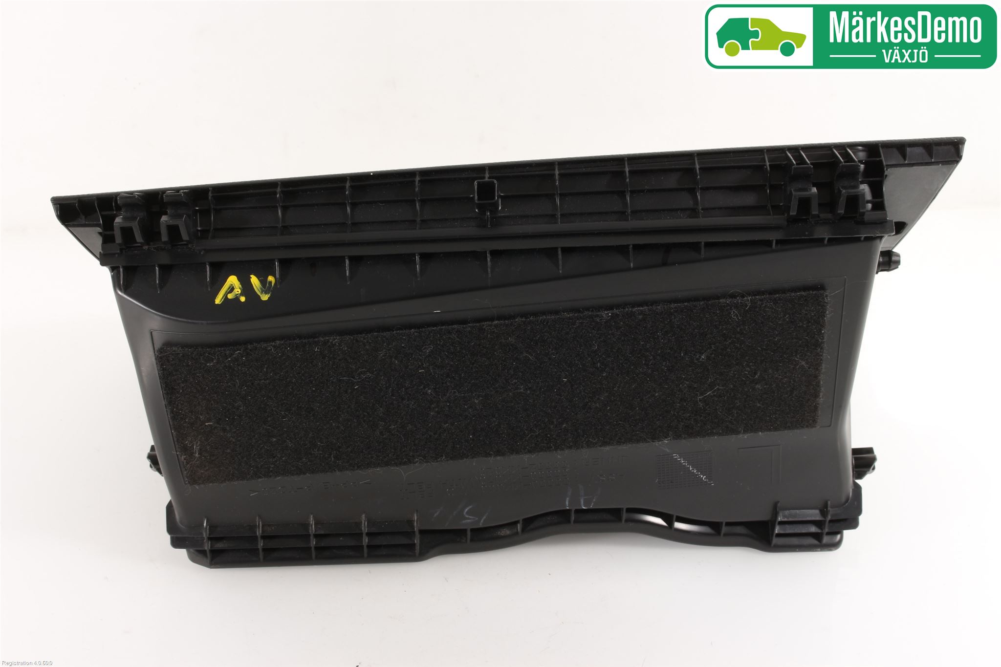 Toyota HILUX 16- Handskfack