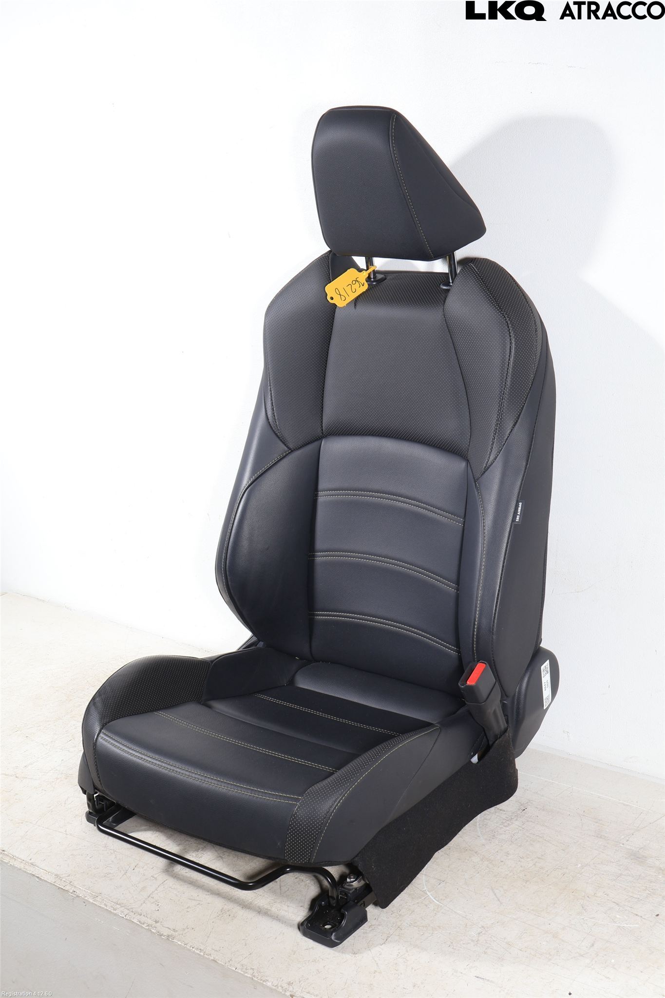 Toyota YARIS CROSS XP21 21- Inredning Stol Fram Hö