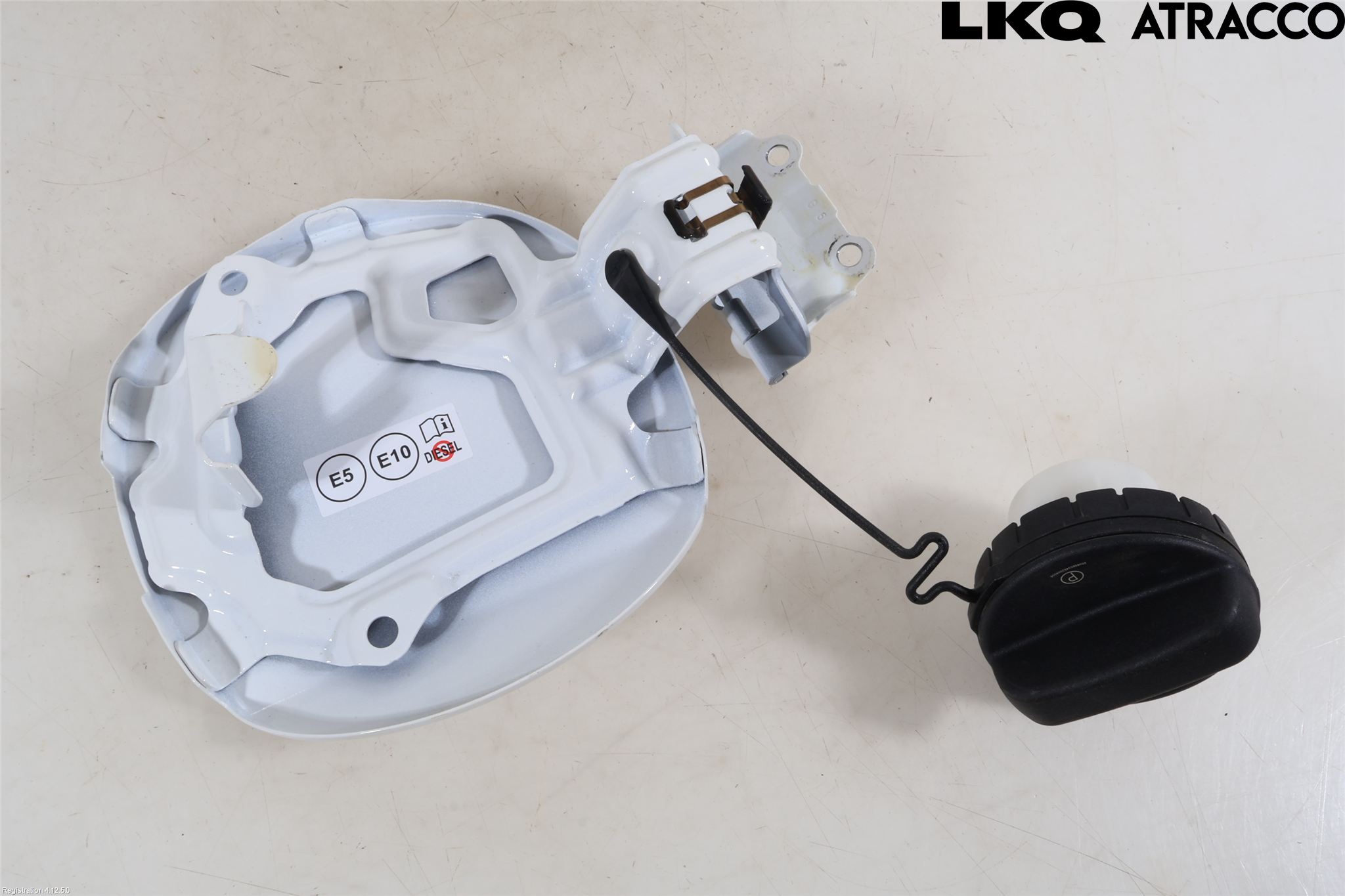 Toyota YARIS CROSS XP21 21- Tanklucka