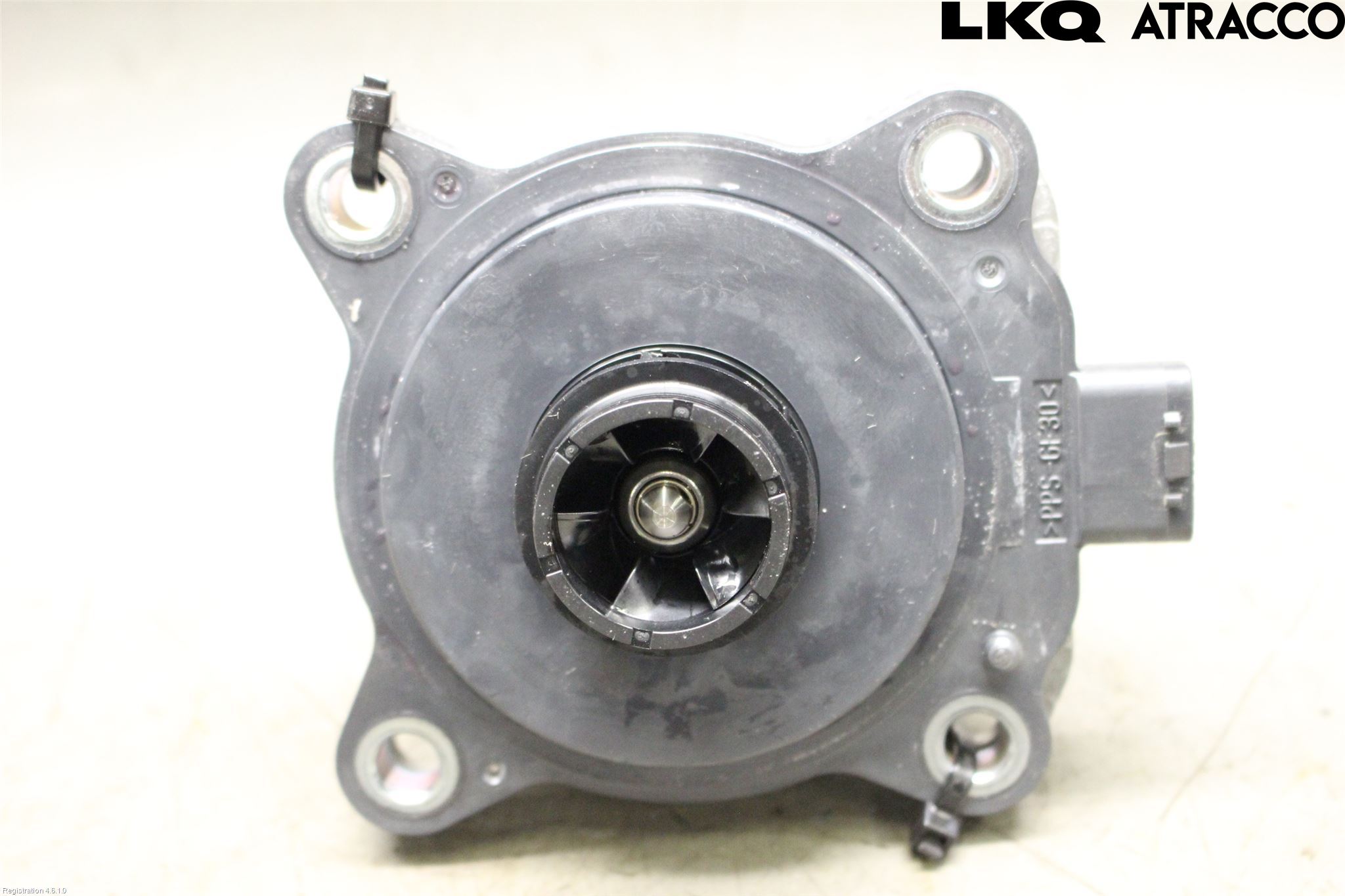 Toyota YARIS XP21 20- Vattenpump