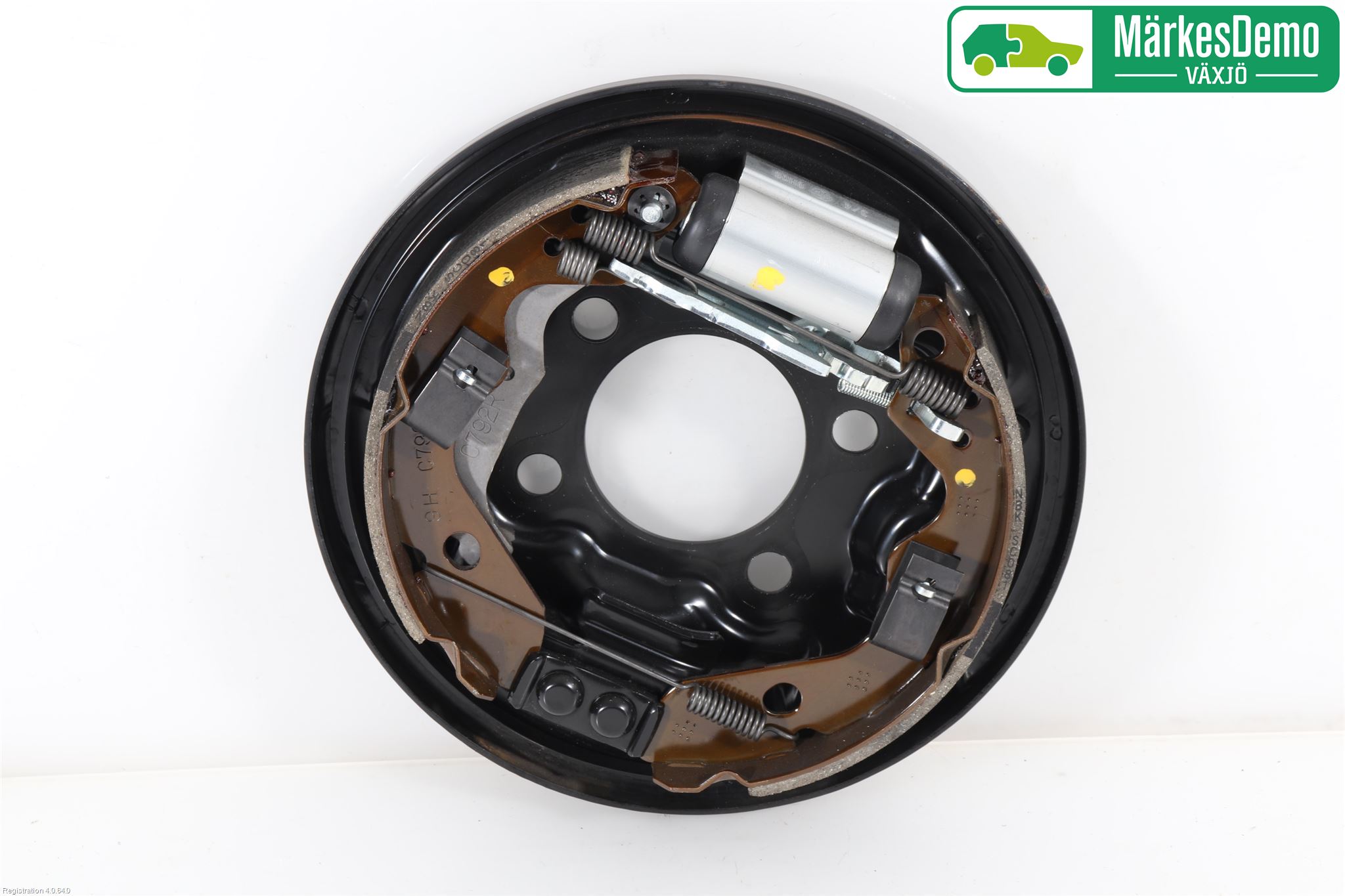 Suzuki SWIFT 17-24 Bromssköld Bak