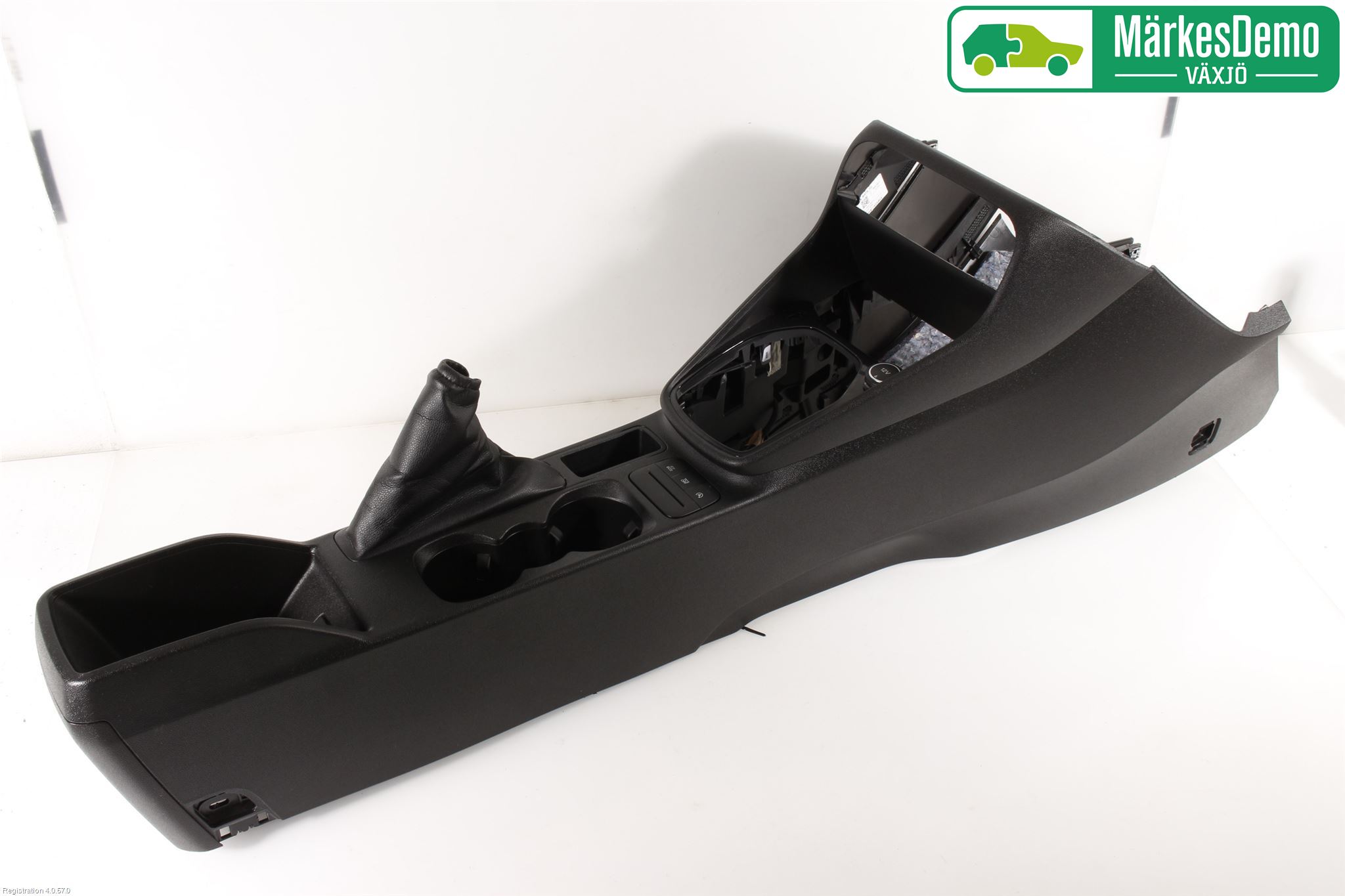 Suzuki SX4 S-CROSS 14-21 Instrumentkonsoll Golv