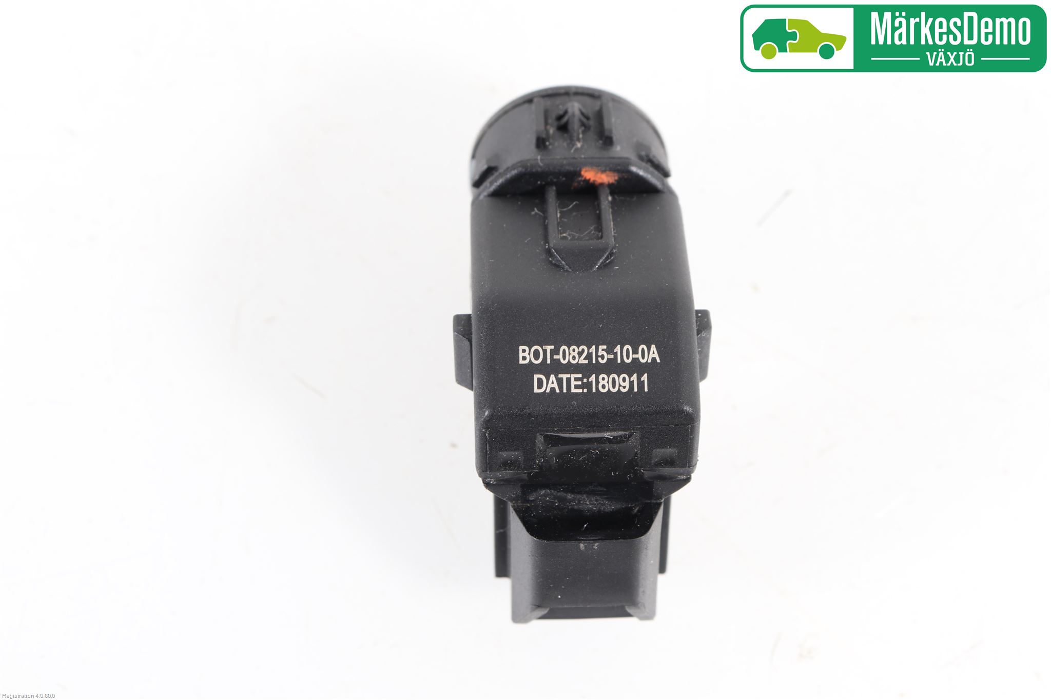 Suzuki VITARA 15- Parkeringshjälp Frontsensor