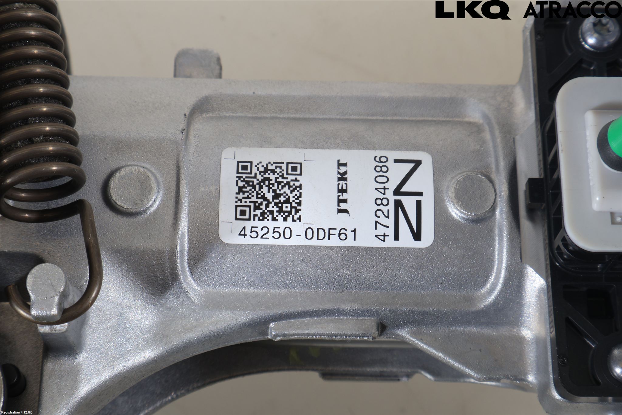 Toyota YARIS XP21 20- Rattaxelagg Med Inb Servo