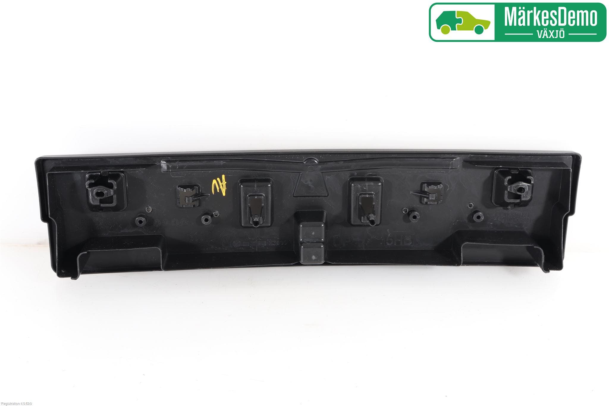 Mazda 3 IV 19- Front Övrigt