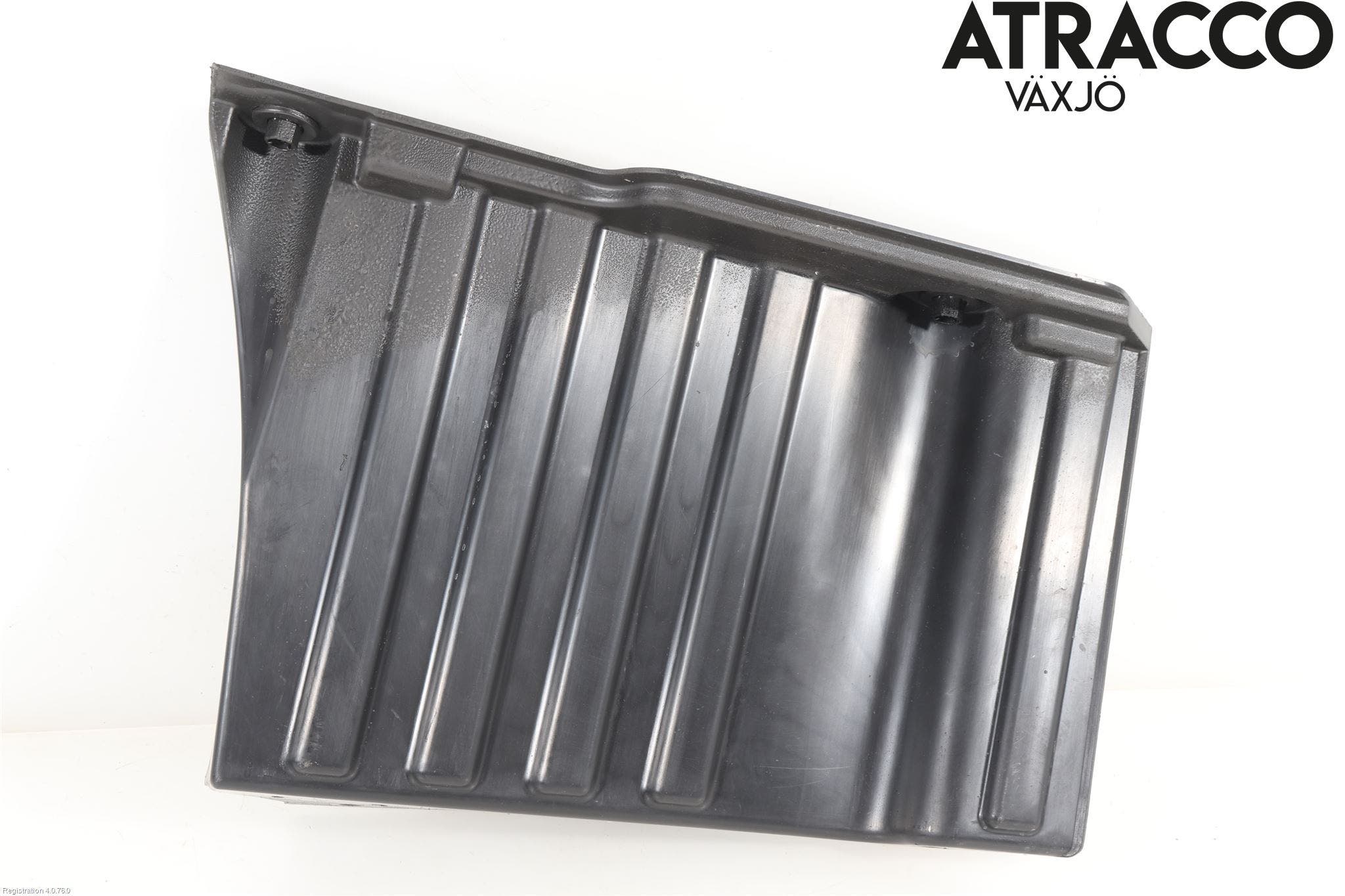 Hyundai i30 PD 17- Hasplåt Plåt-Plast