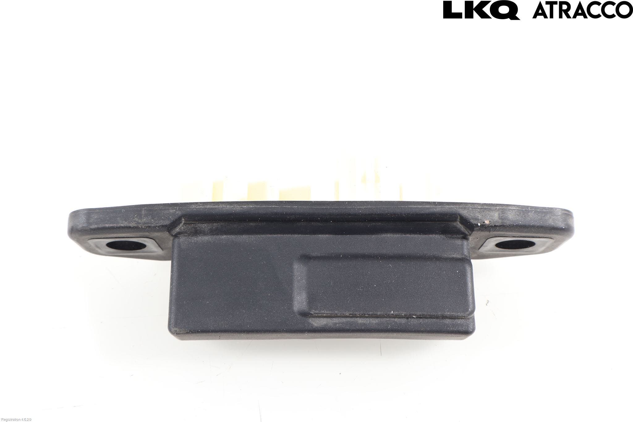 Toyota YARIS XP21 20- Bakluckehandtag