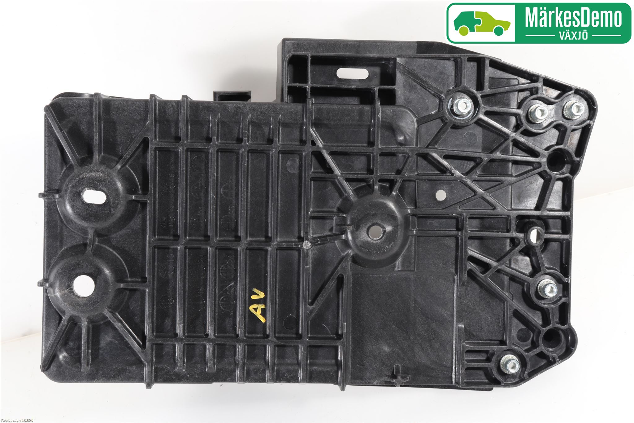 Mazda CX-5 17- Batterilåda-Fäste-Hållare