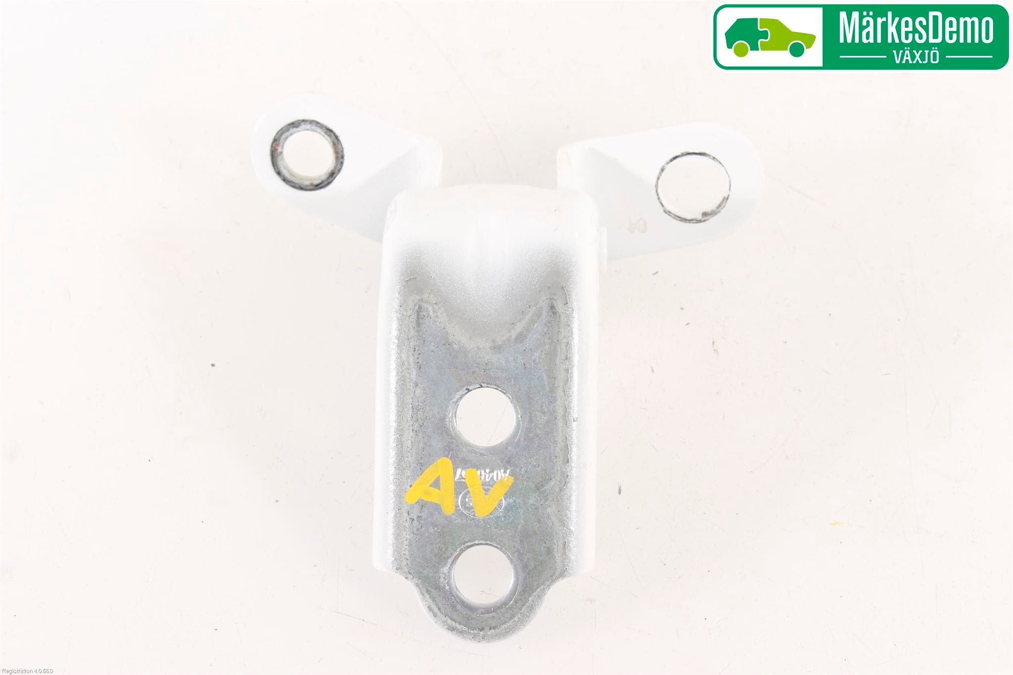 Hyundai i20 GB 15-20 Dörrgångjärn