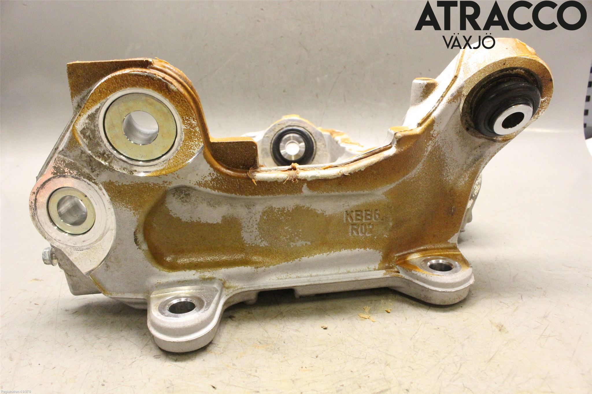 Mazda CX-60 22- Hjullagerhus-Spindel Hö B