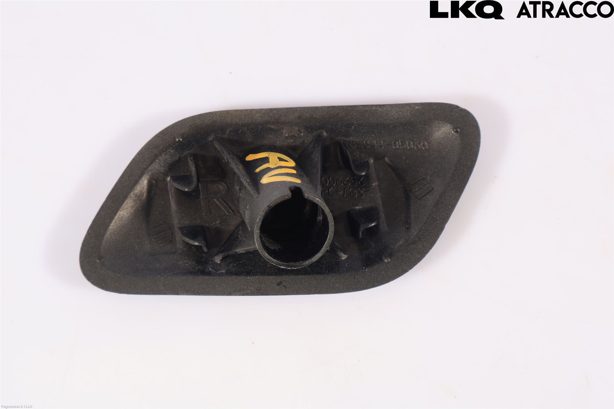 Toyota AVENSIS 09-15 Stötfångardel Fram Hö
