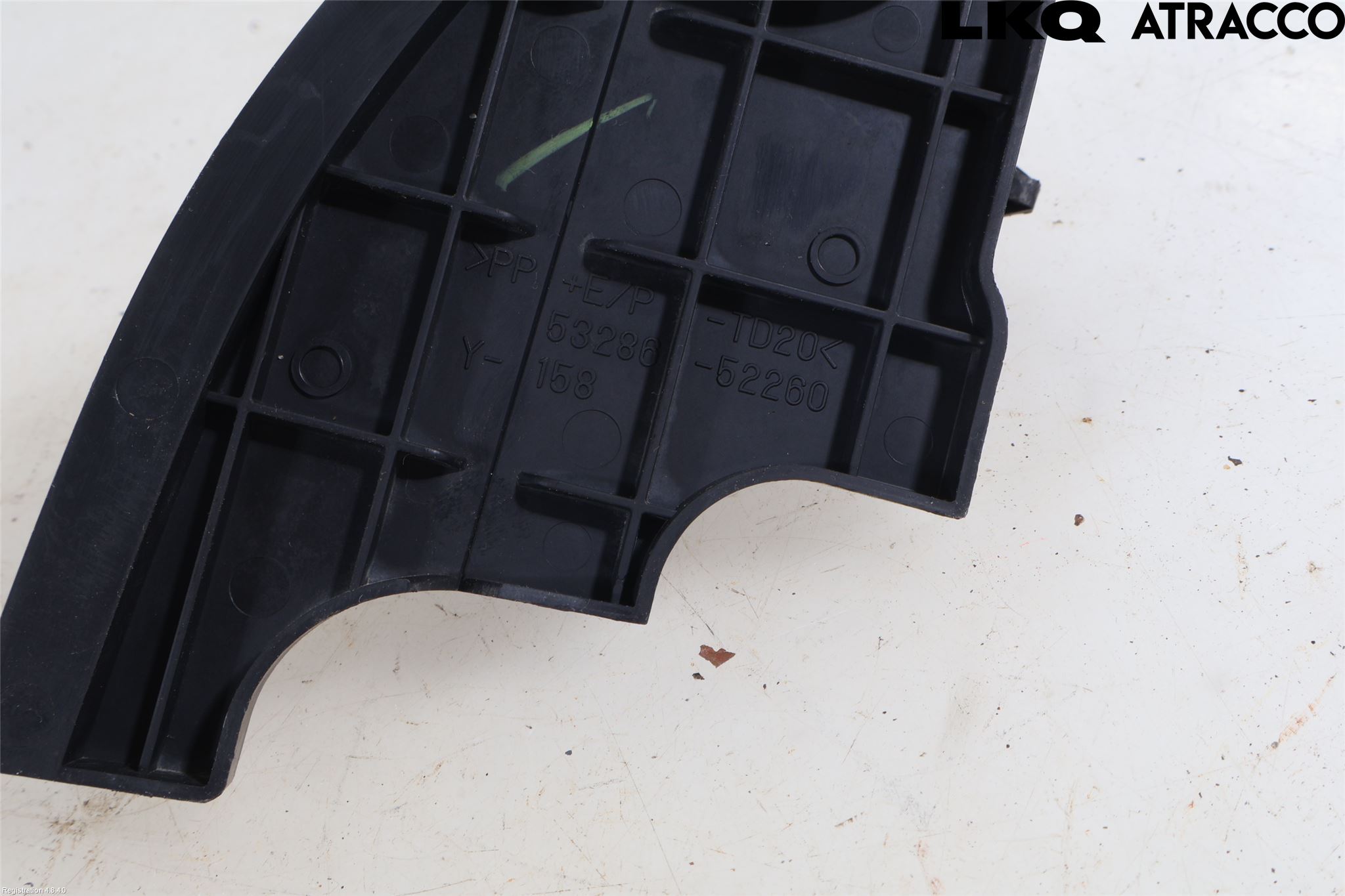Toyota VERSO-S 11-16 Deflektor Plåt-Plast Kylning